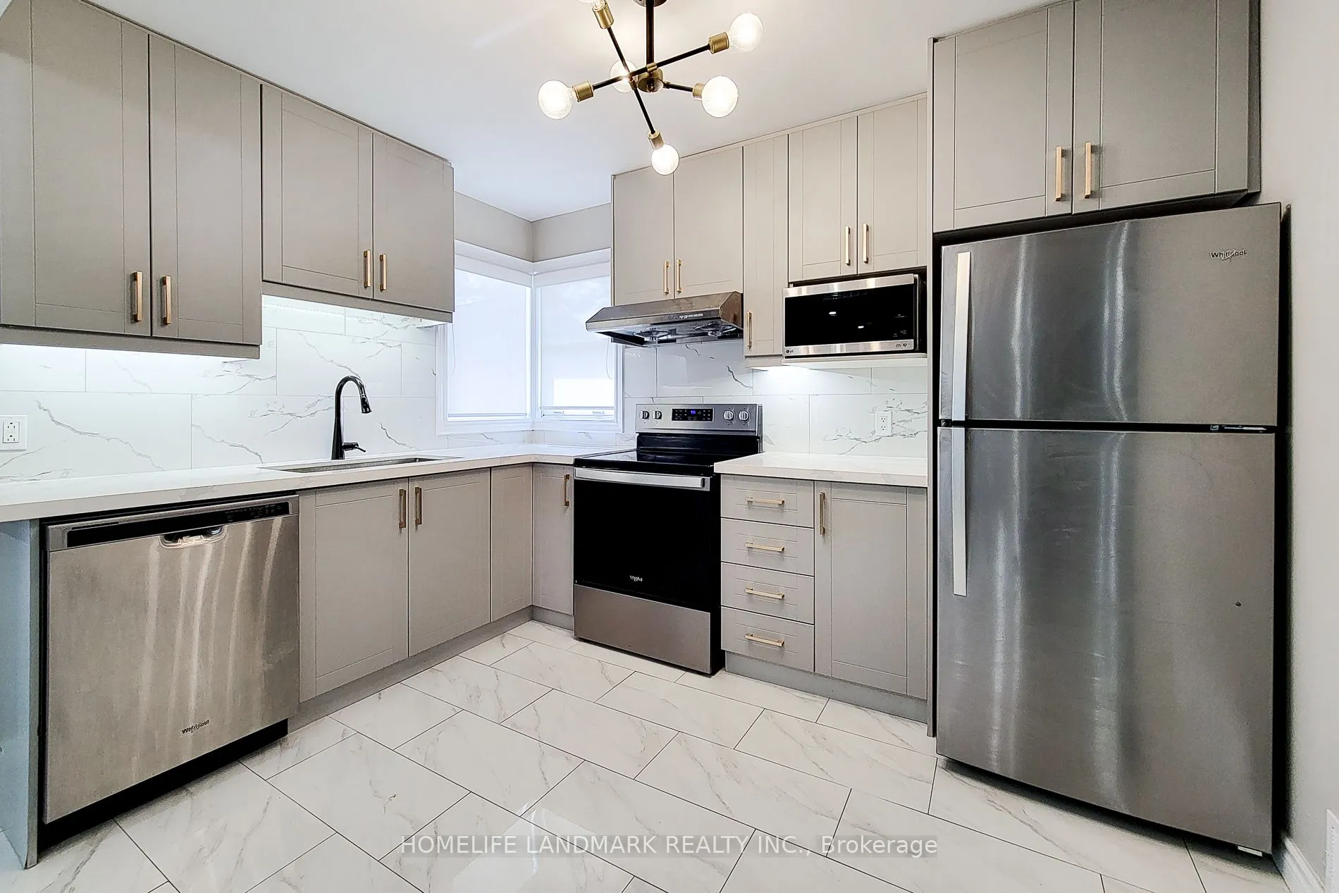 75 Bayview Drive, #Upper