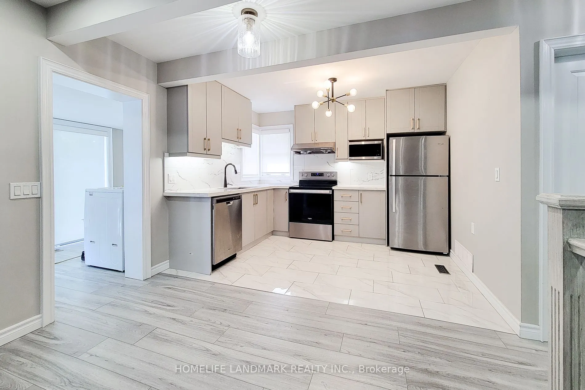 75 Bayview Drive, #Upper