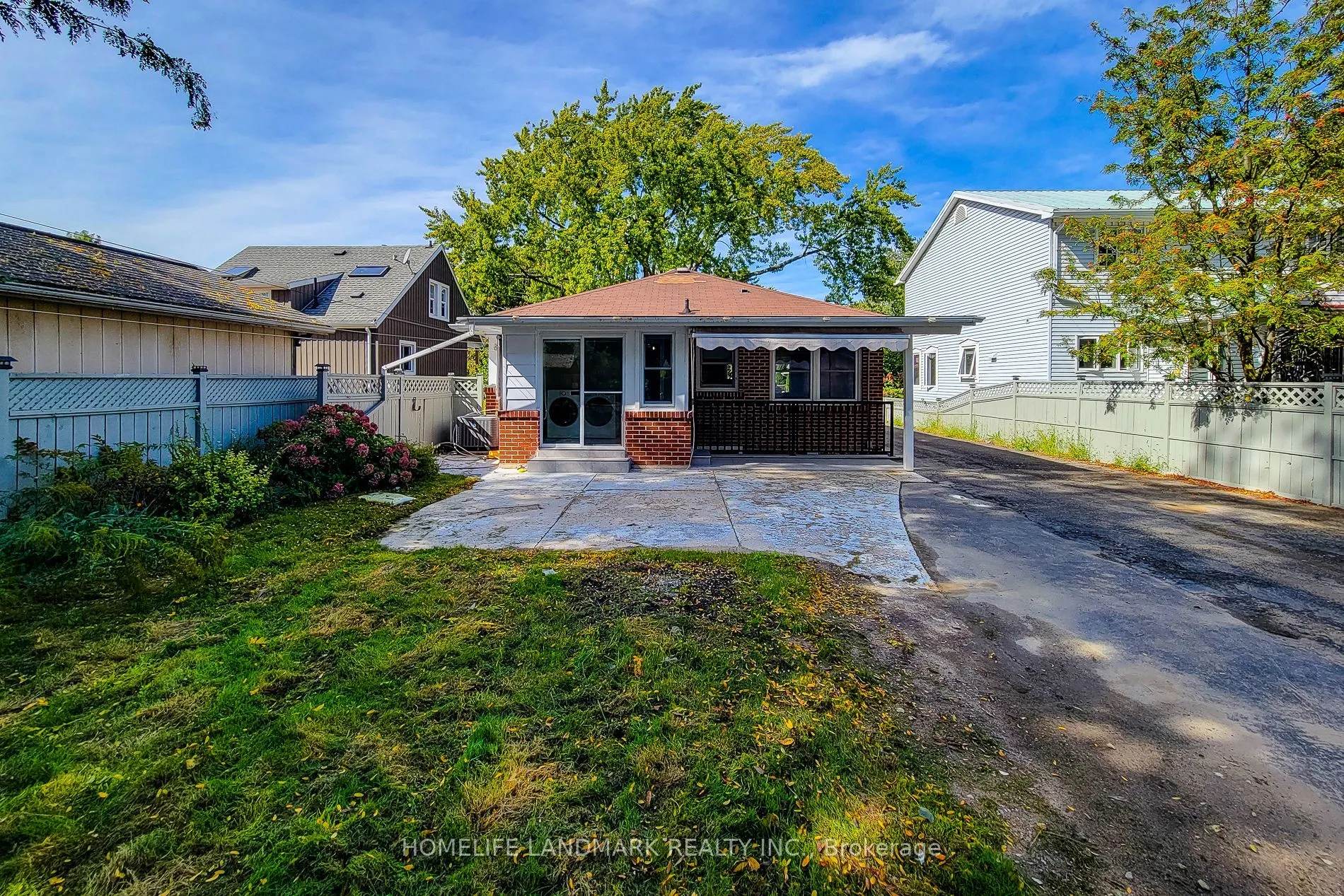 75 Bayview Drive, #Upper
