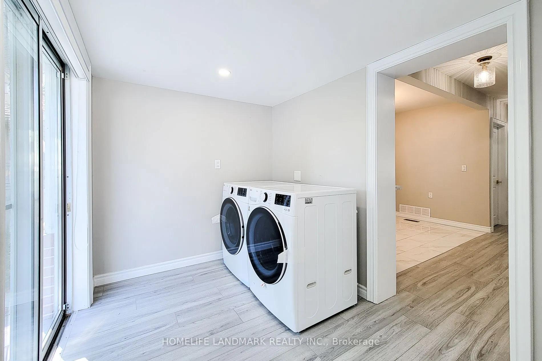 75 Bayview Drive, #Upper