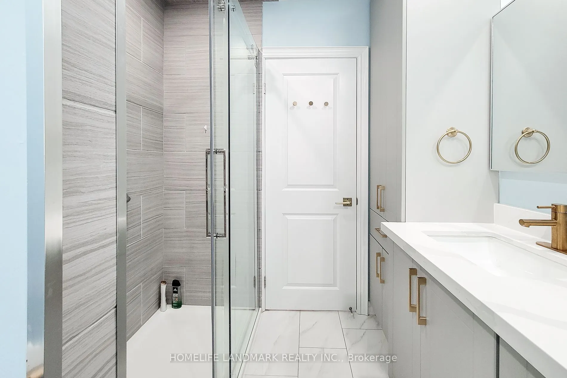 75 Bayview Drive, #Upper