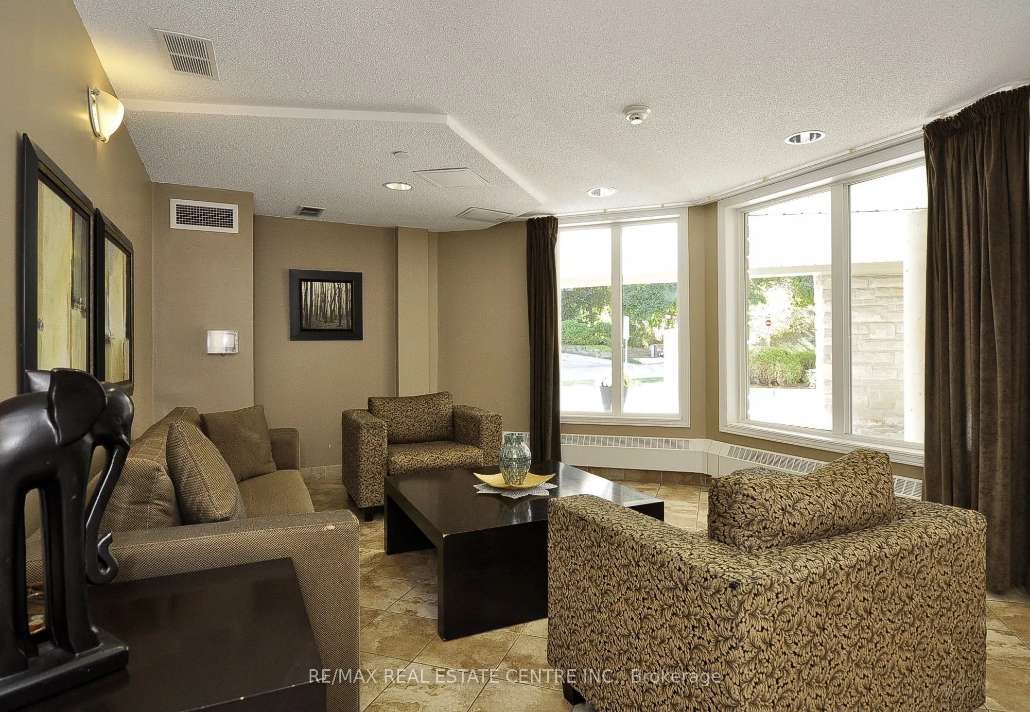 302 Harris Street, #8