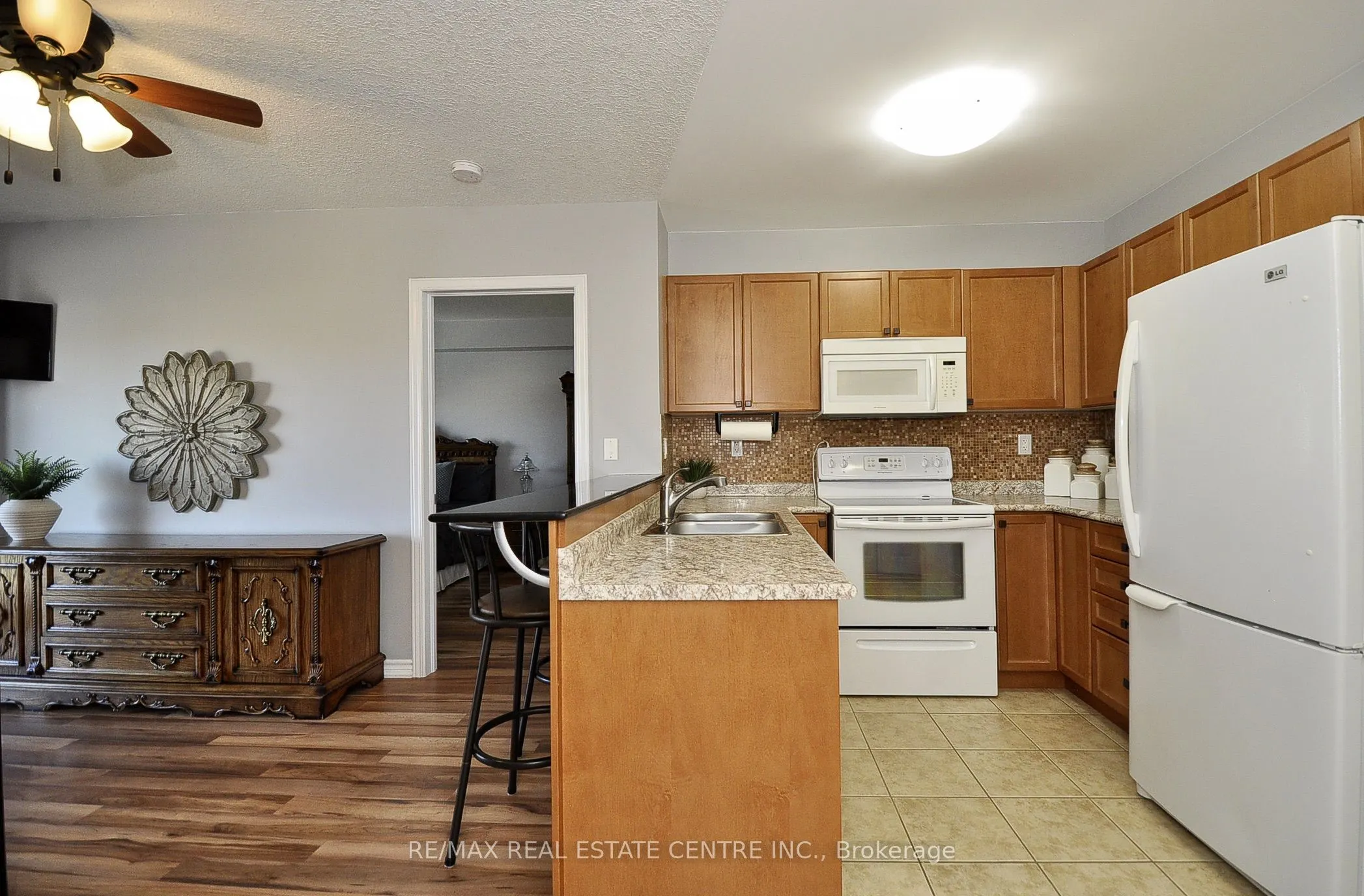 302 Harris Street, #8