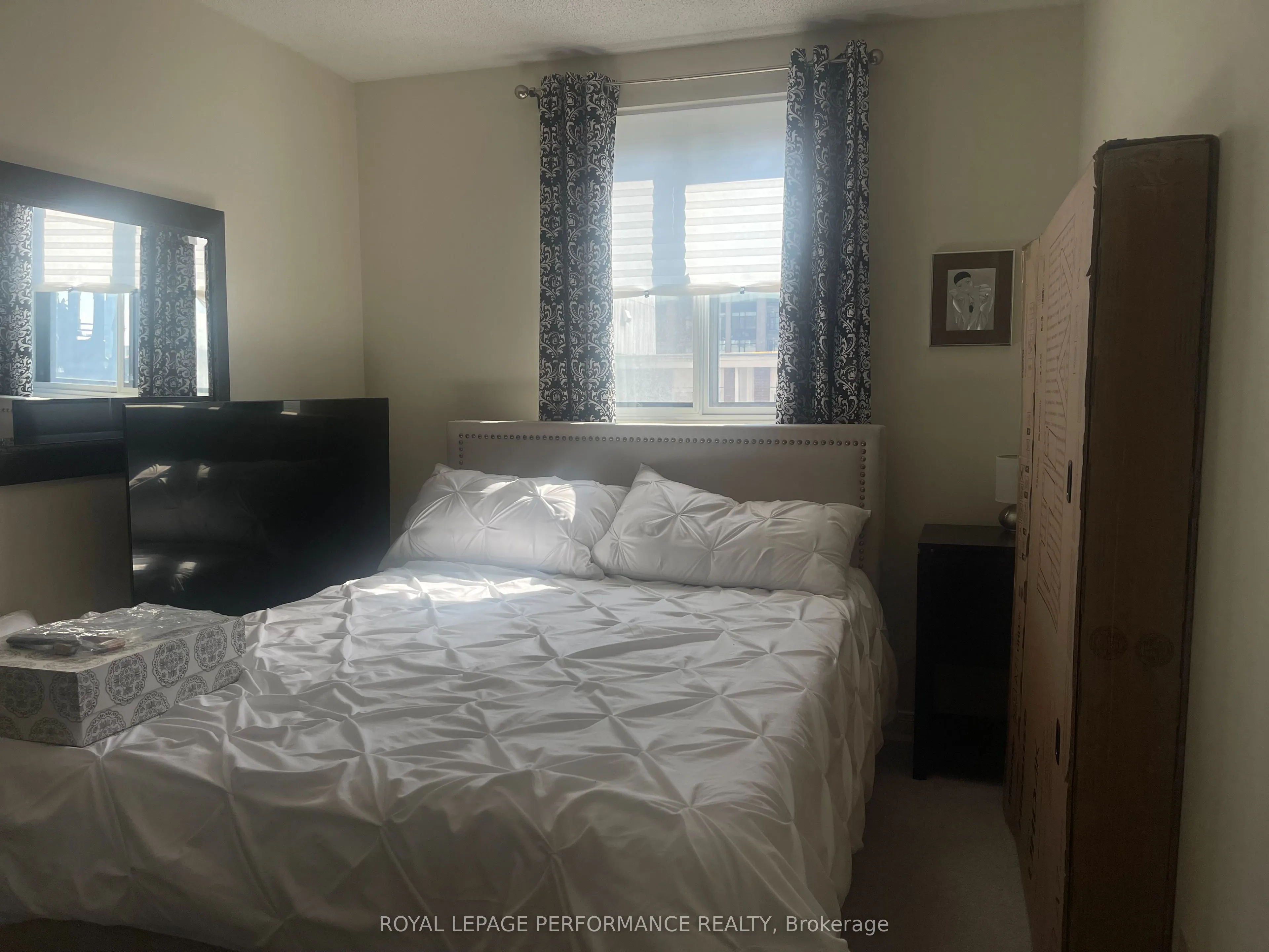 199 Kent Street N, #1105