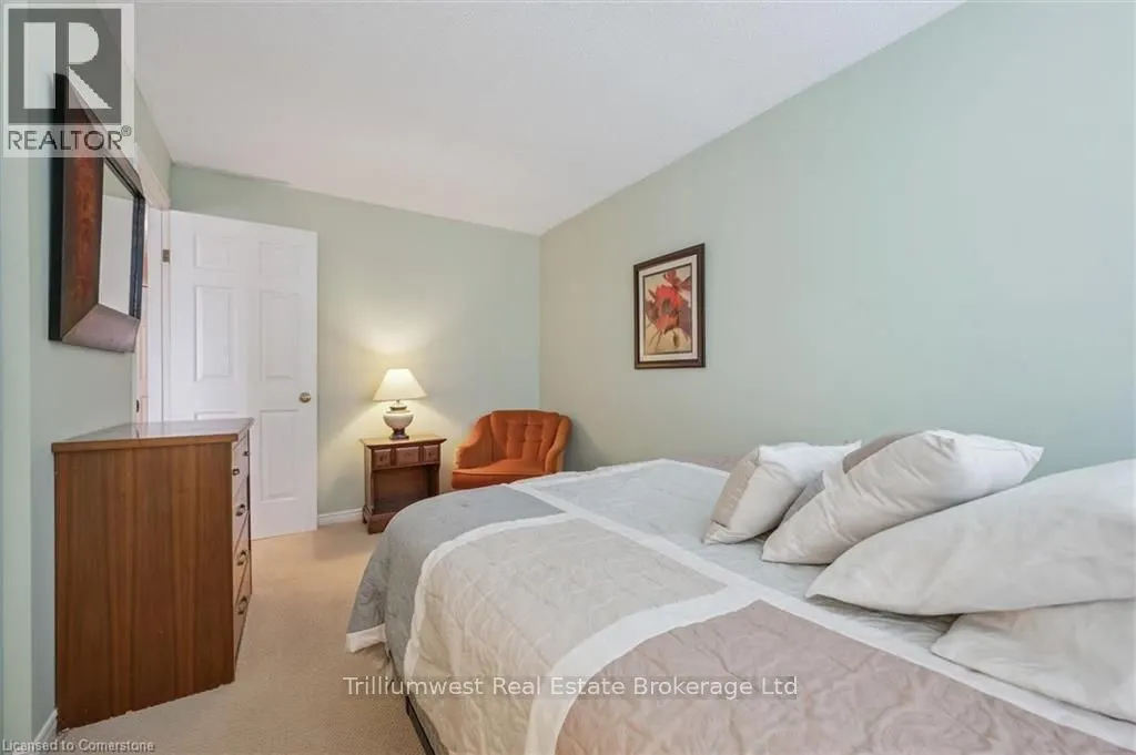 488 Beechwood Drive, #4