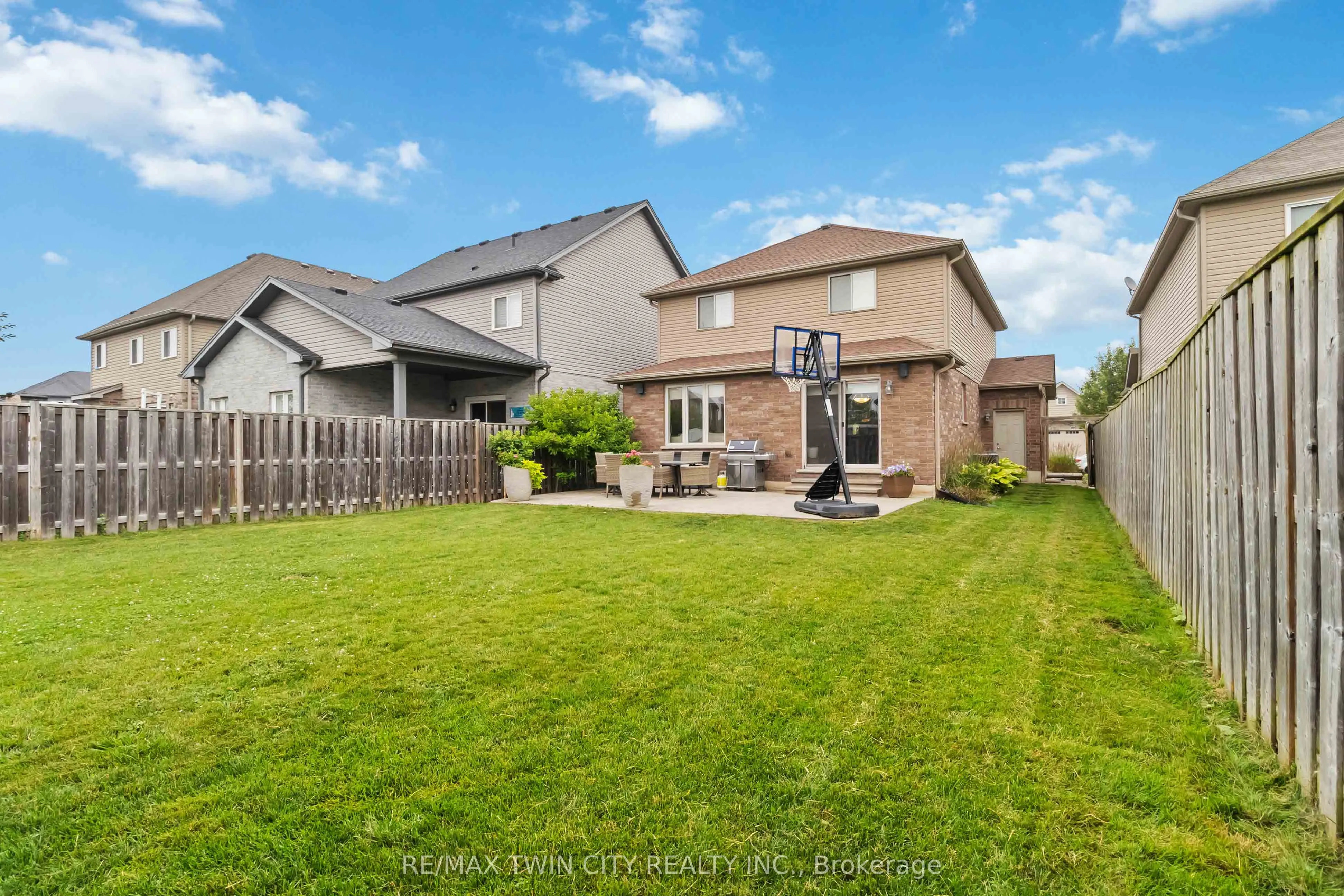 15 Yarington Drive