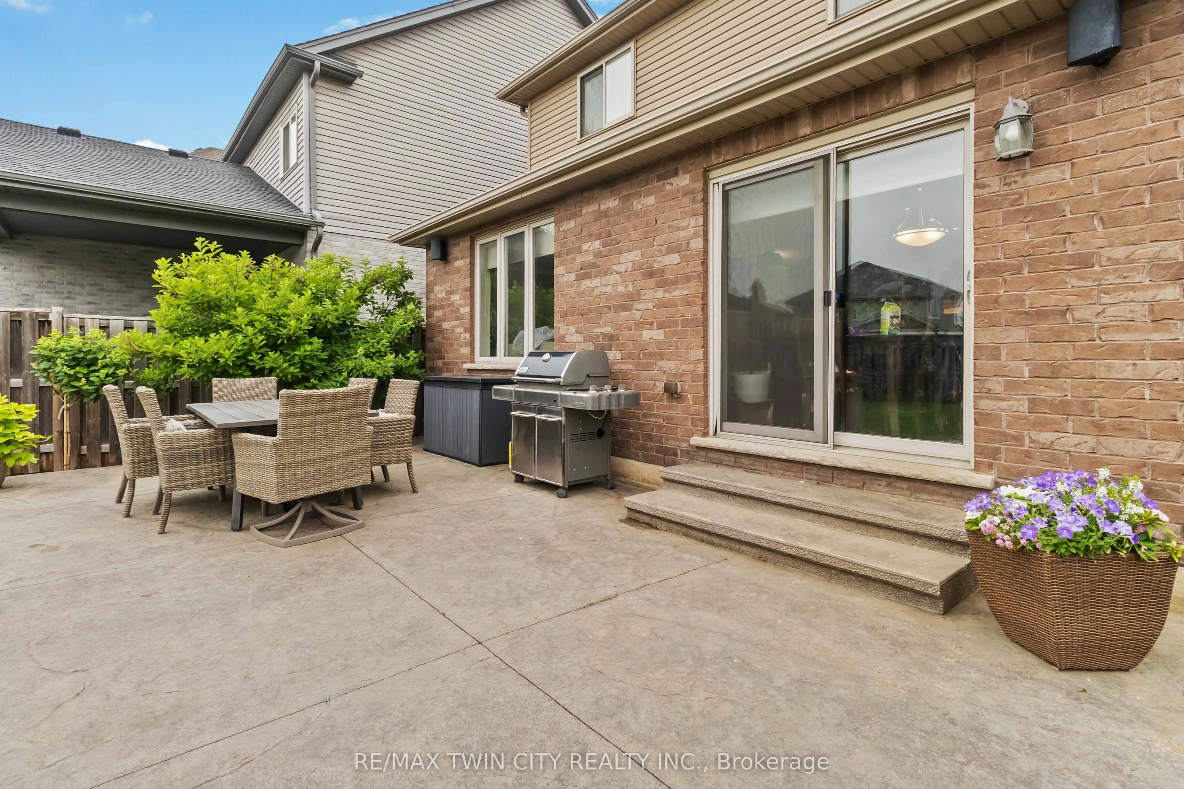 15 Yarington Drive