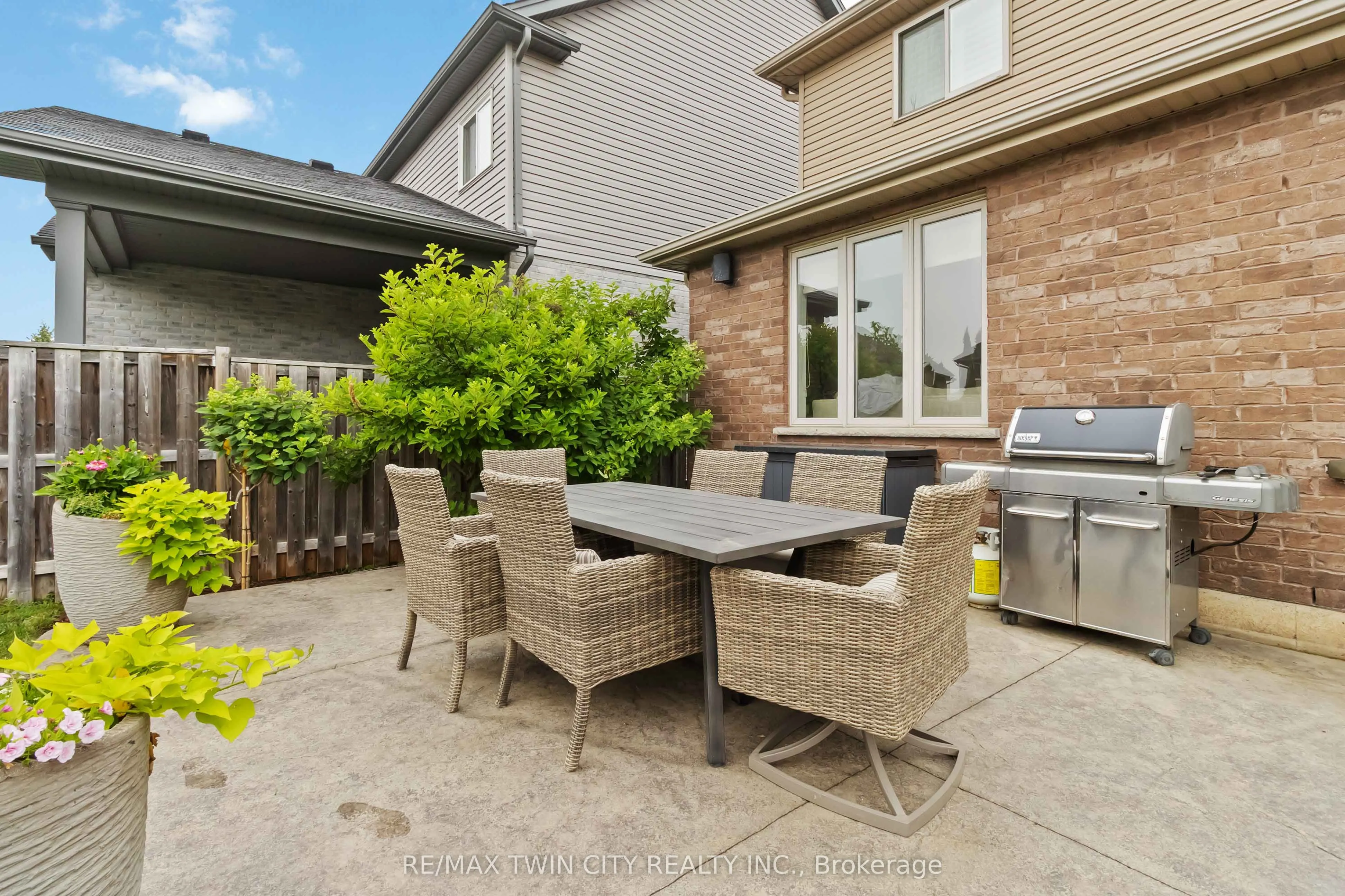 15 Yarington Drive