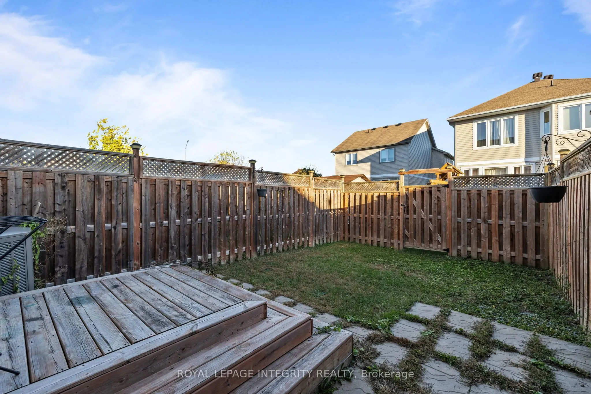 31 Desmond Trudeau Street