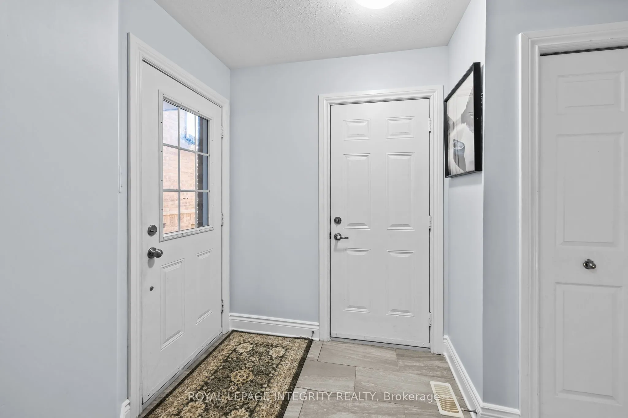 31 Desmond Trudeau Street