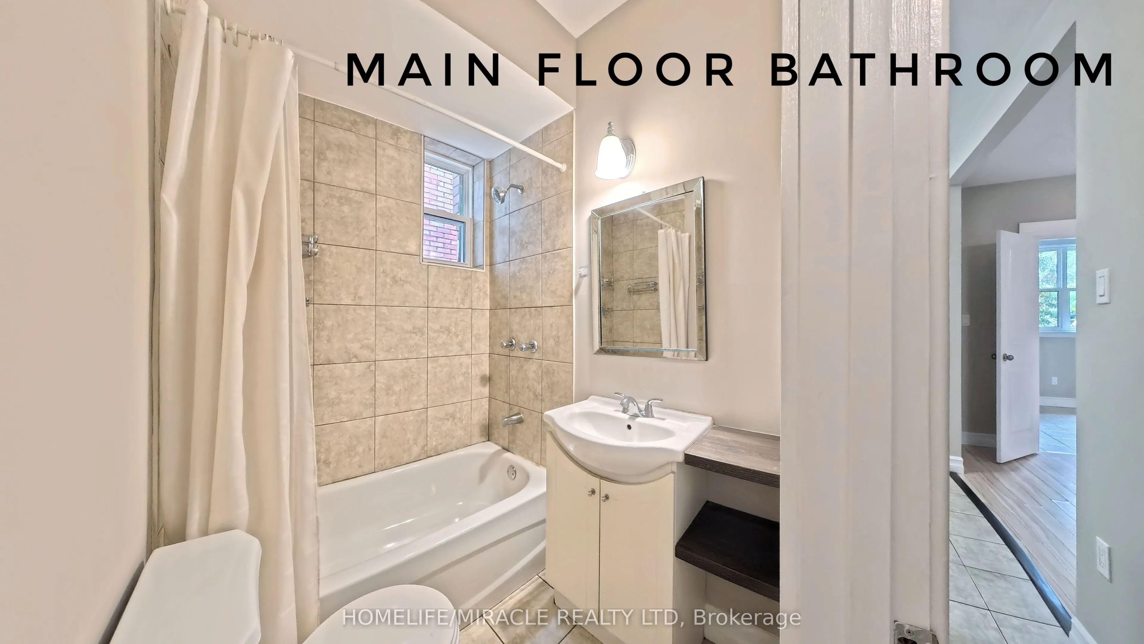 25 Spadina Avenue