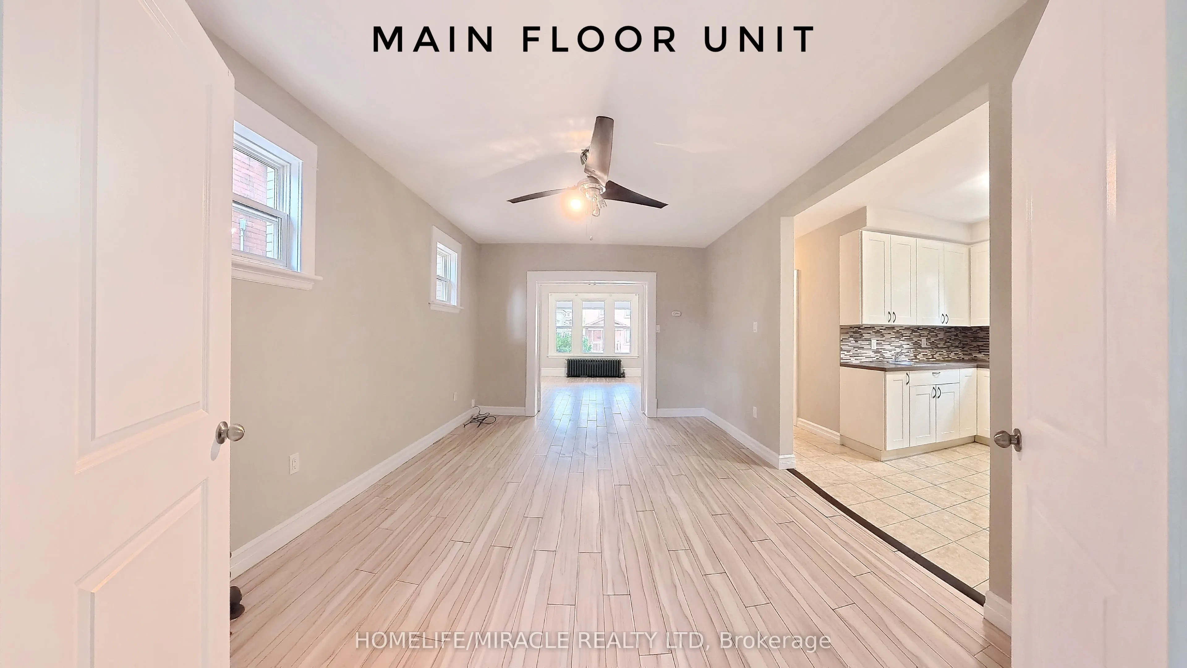 25 Spadina Avenue