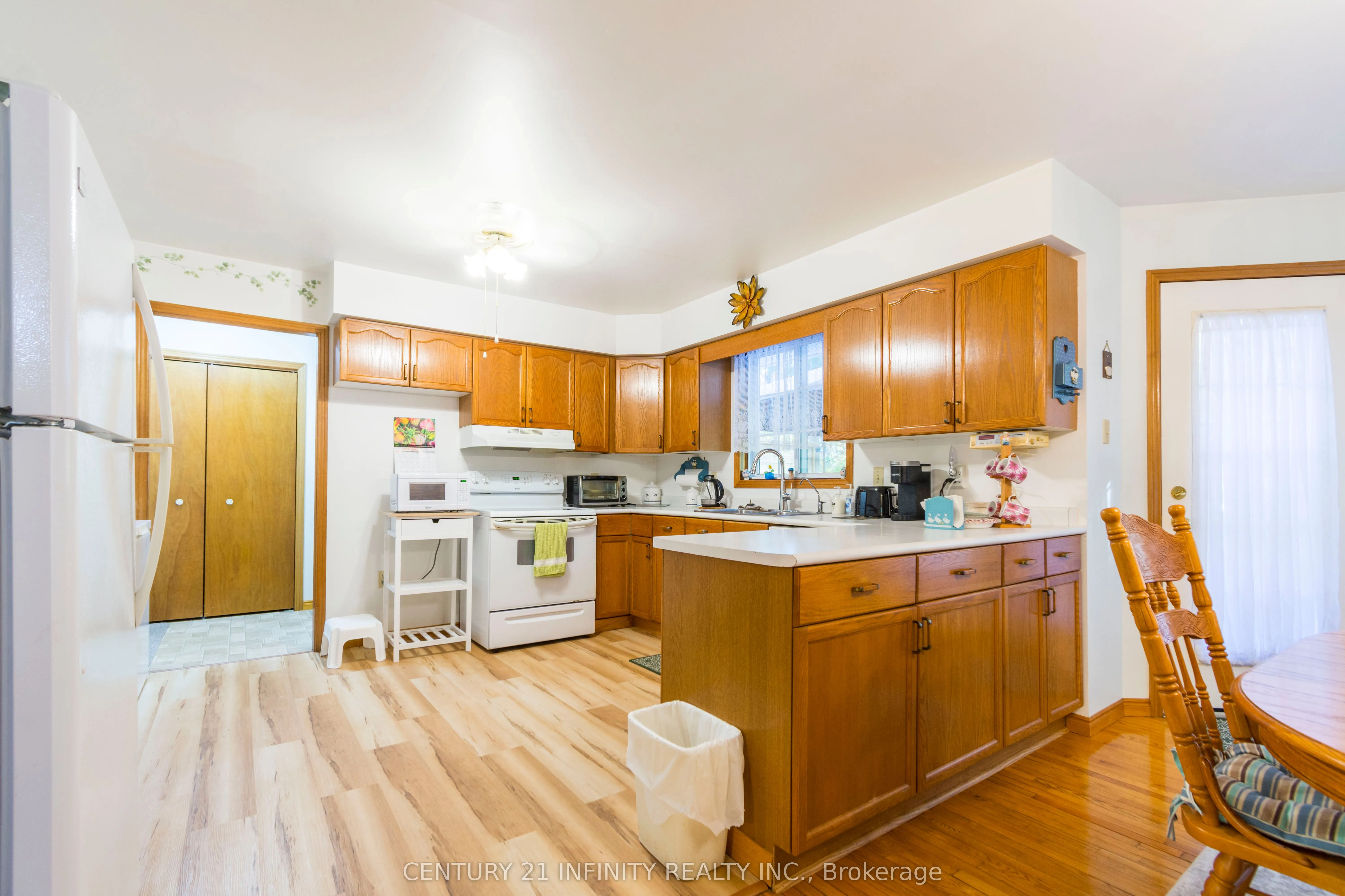 37 Riverside Drive