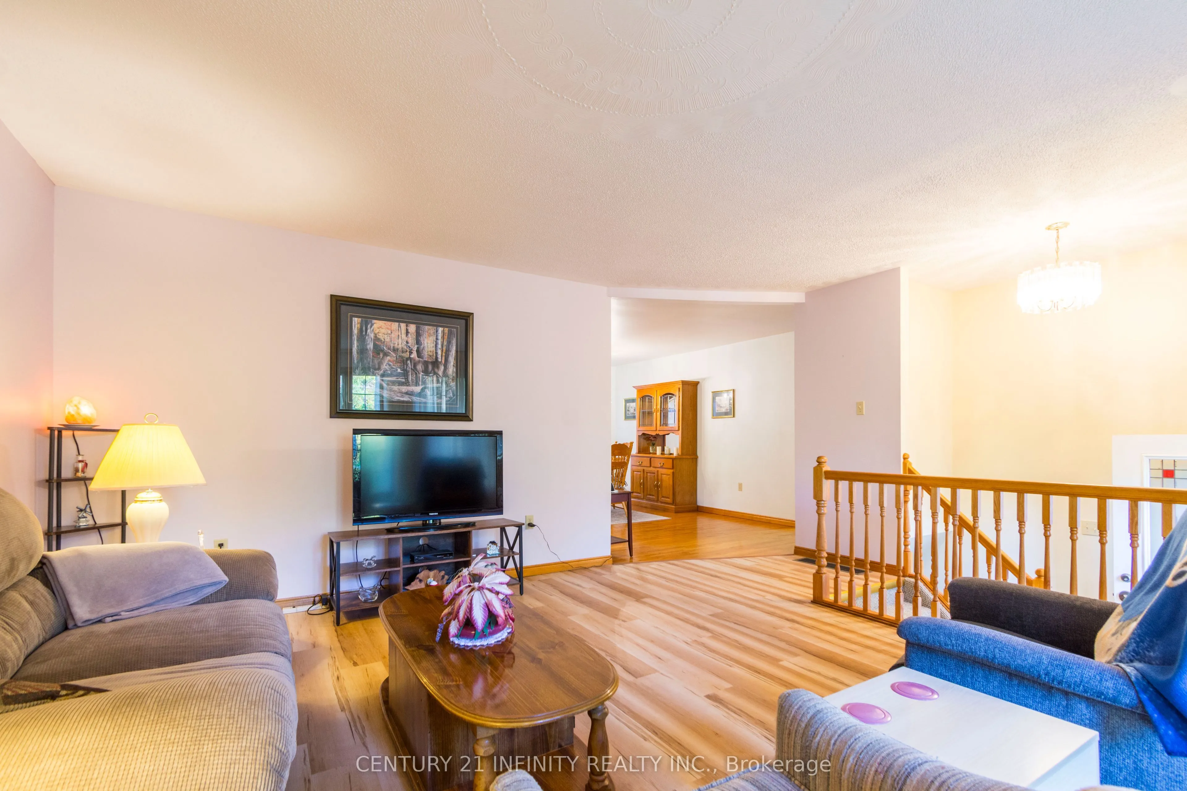 37 Riverside Drive
