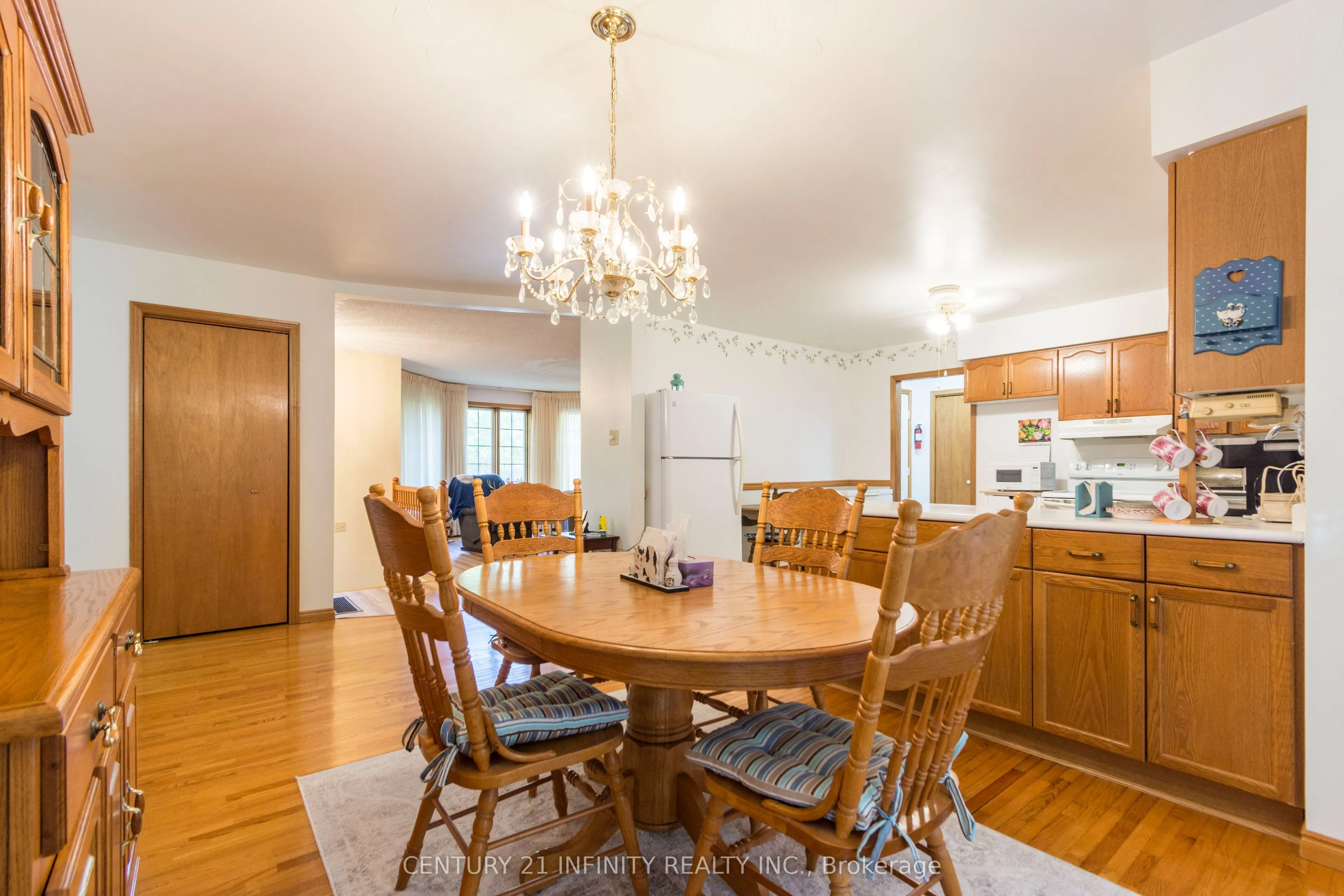 37 Riverside Drive