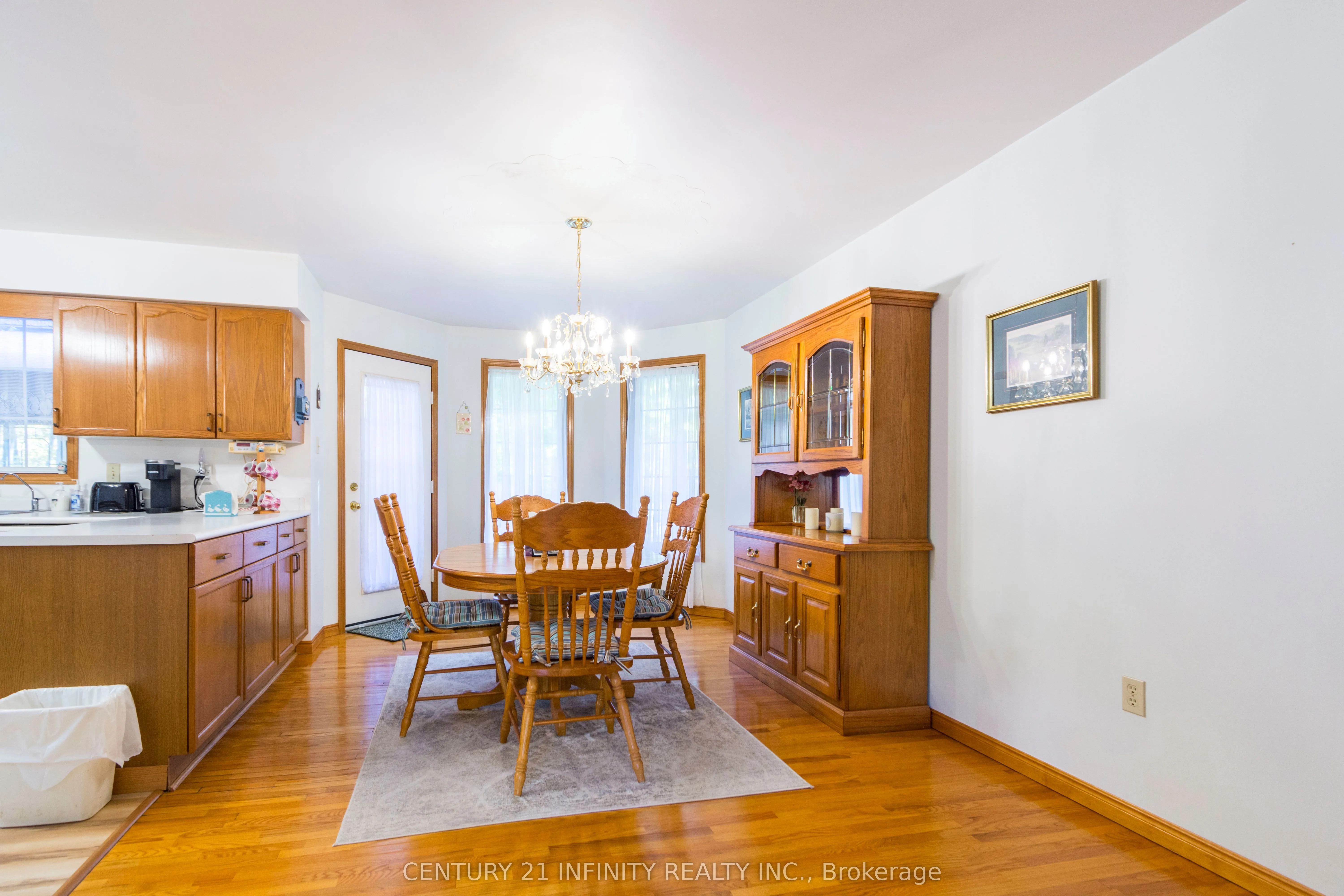 37 Riverside Drive