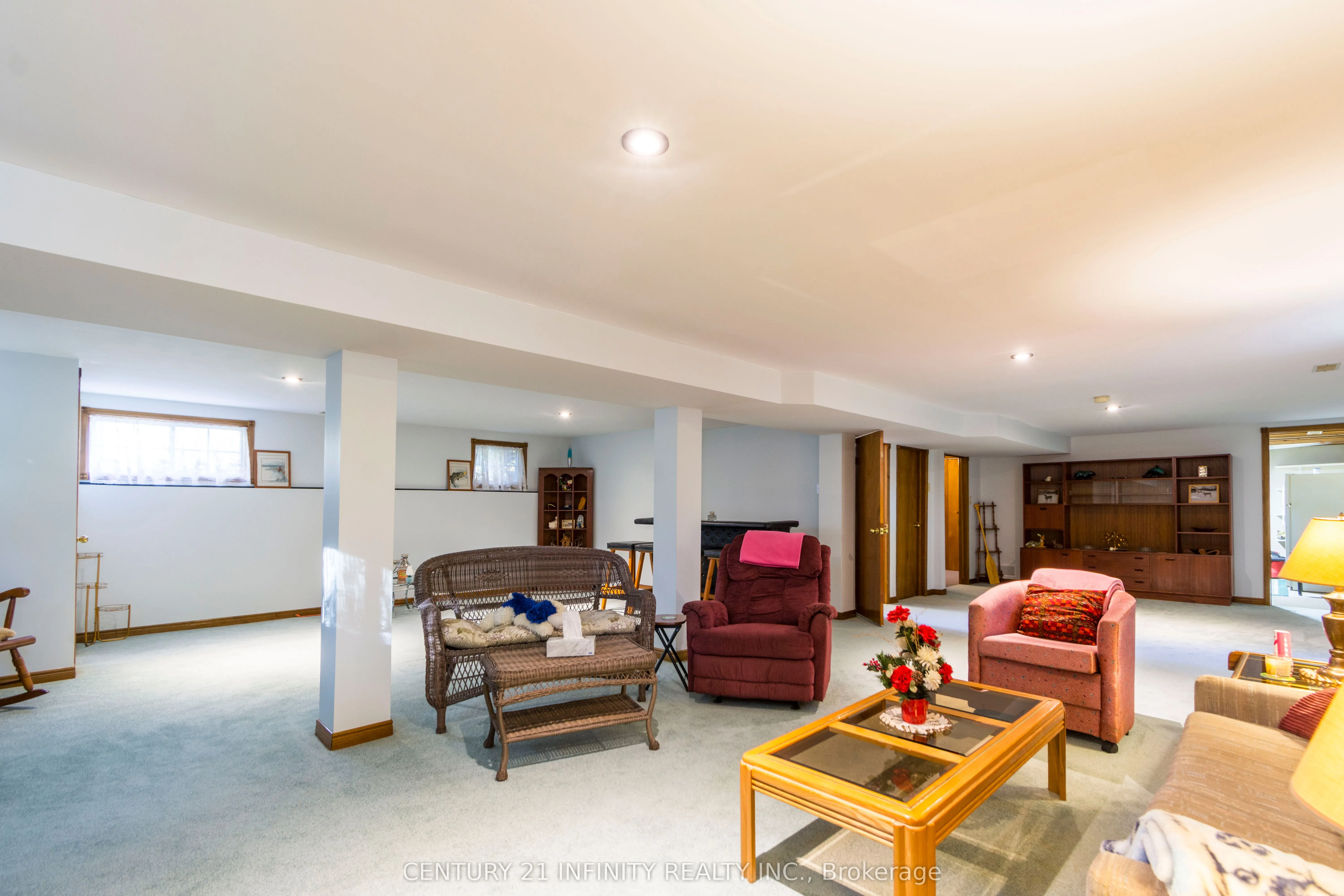 37 Riverside Drive