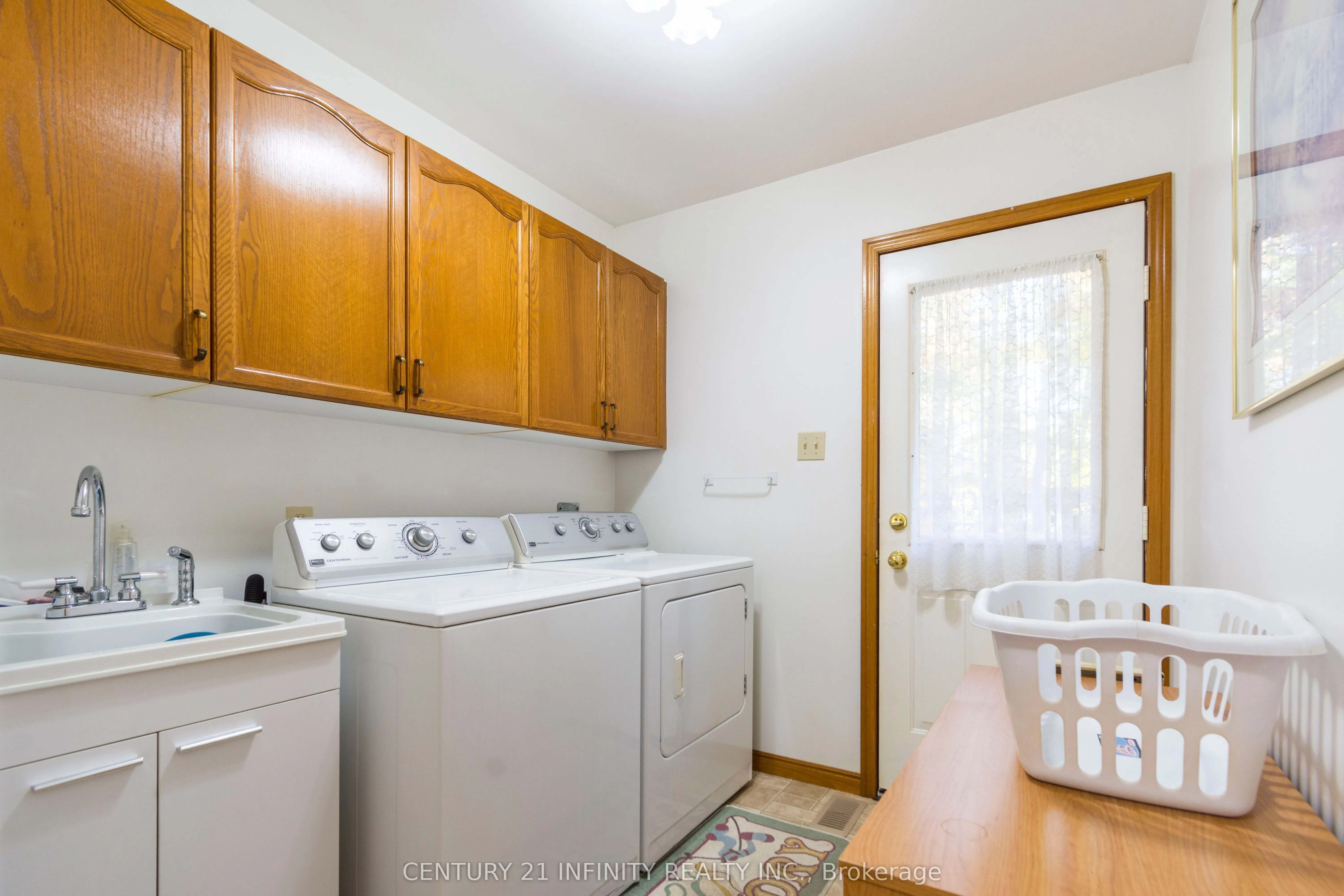 37 Riverside Drive