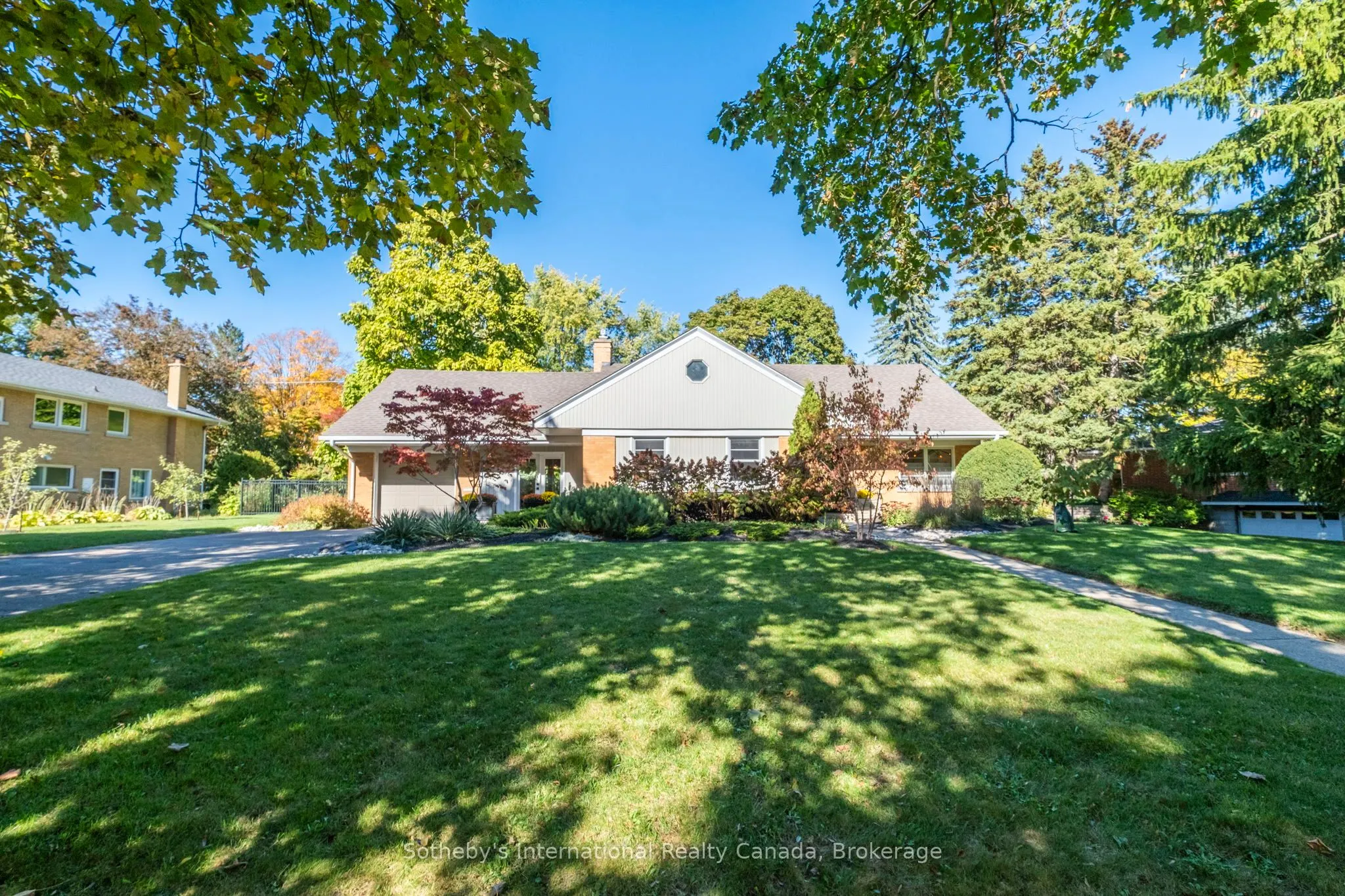 284 Union Boulevard