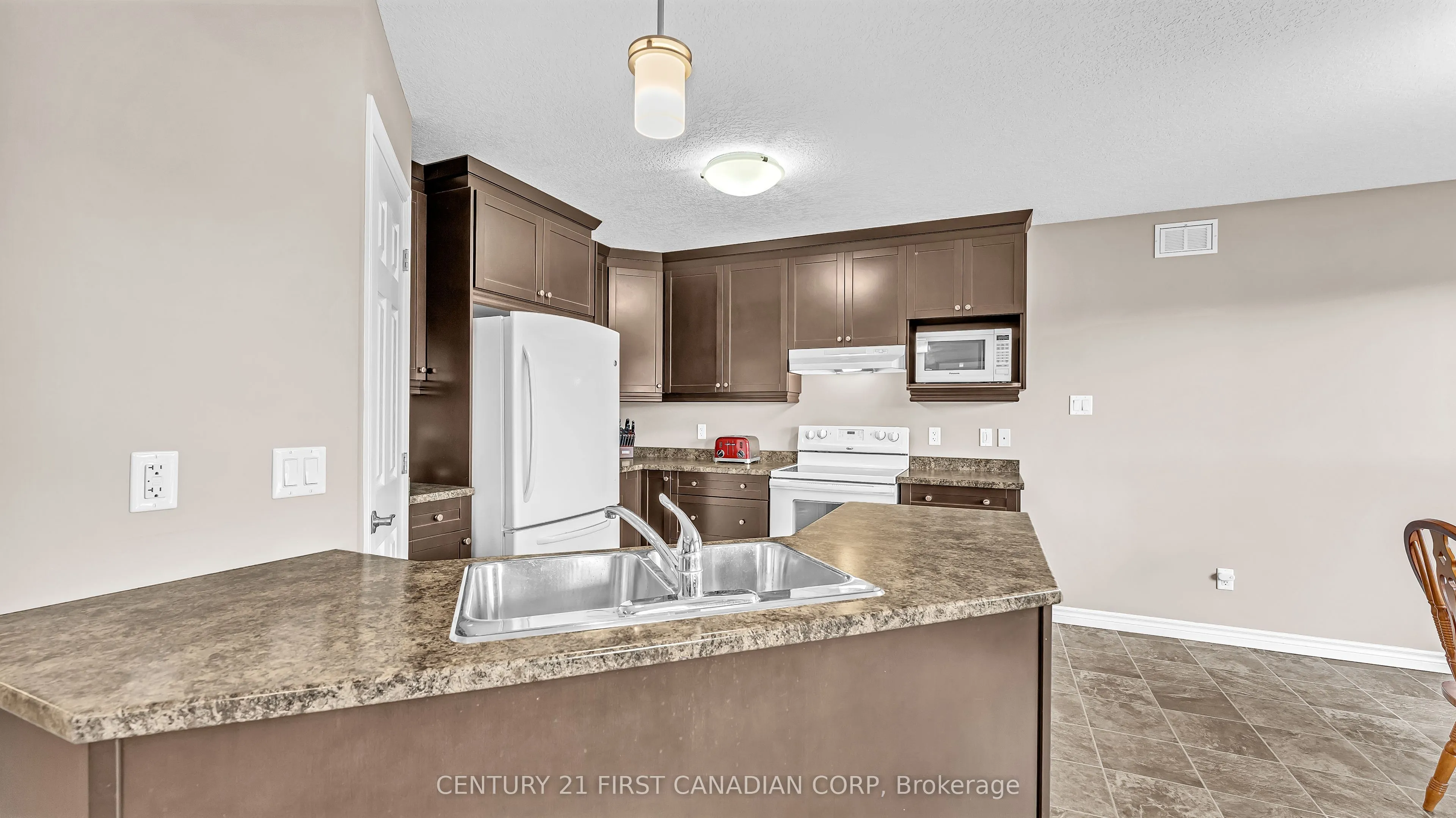 62 Elliott Trail
