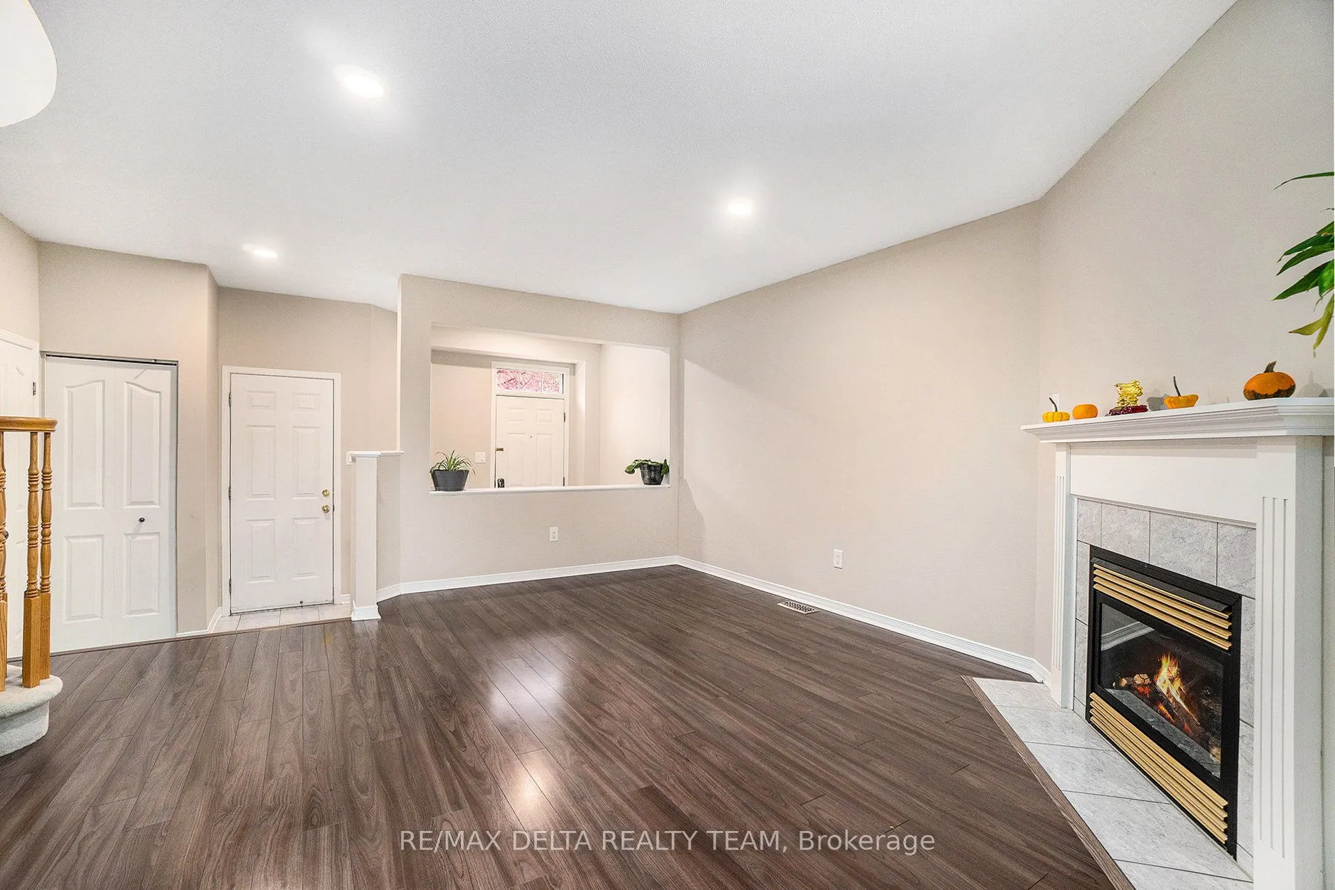 576 Aberfoyle Circle