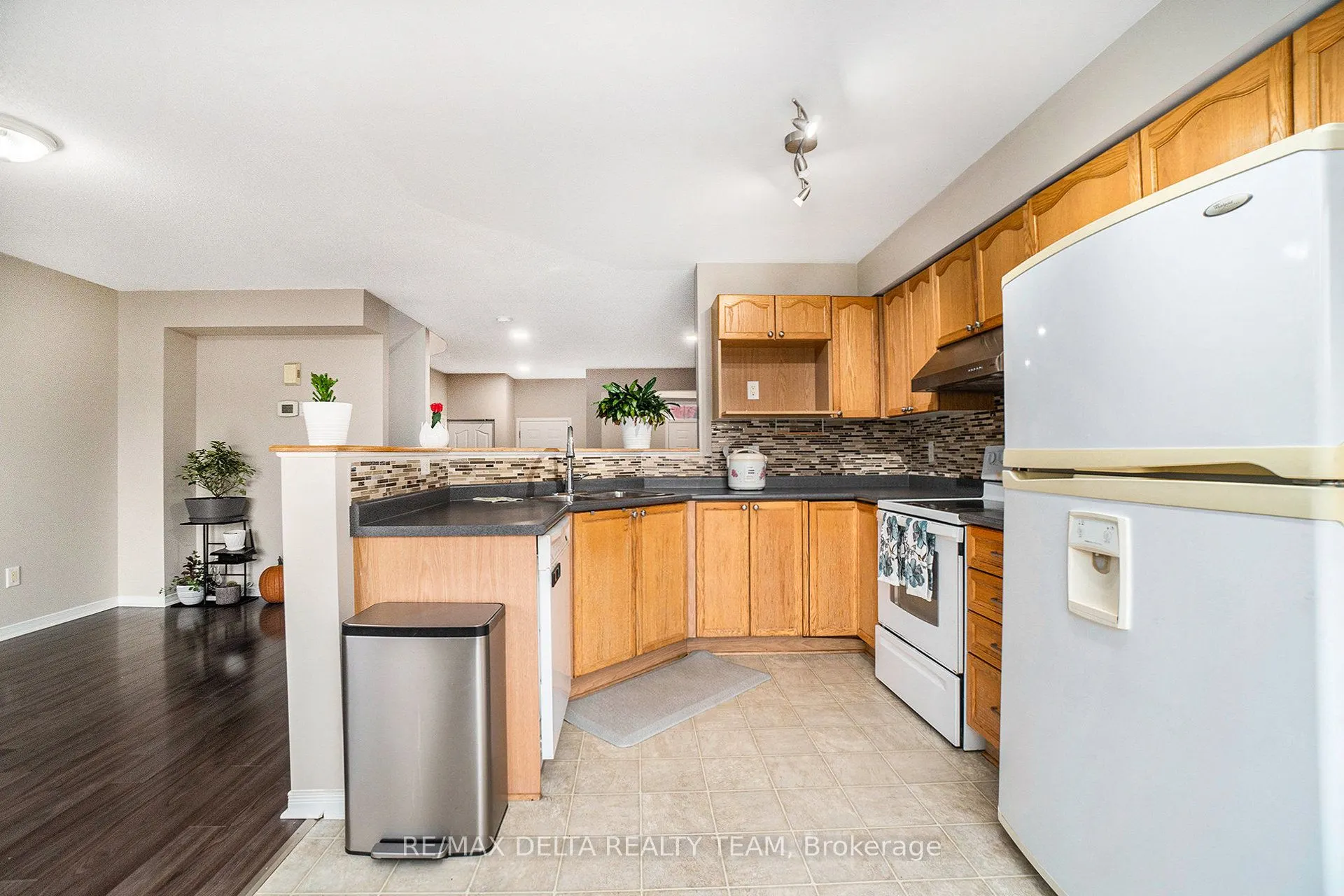 576 Aberfoyle Circle