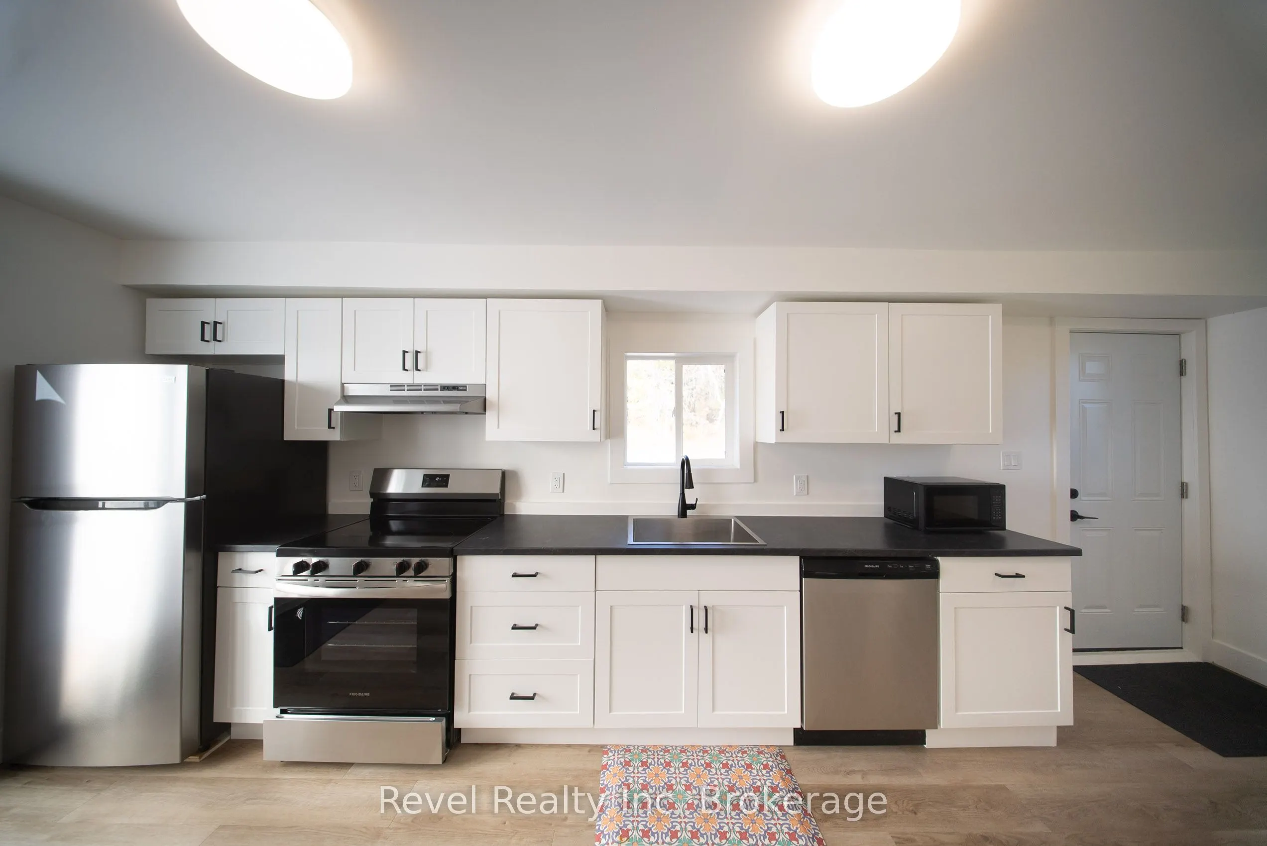183 Larocque Street