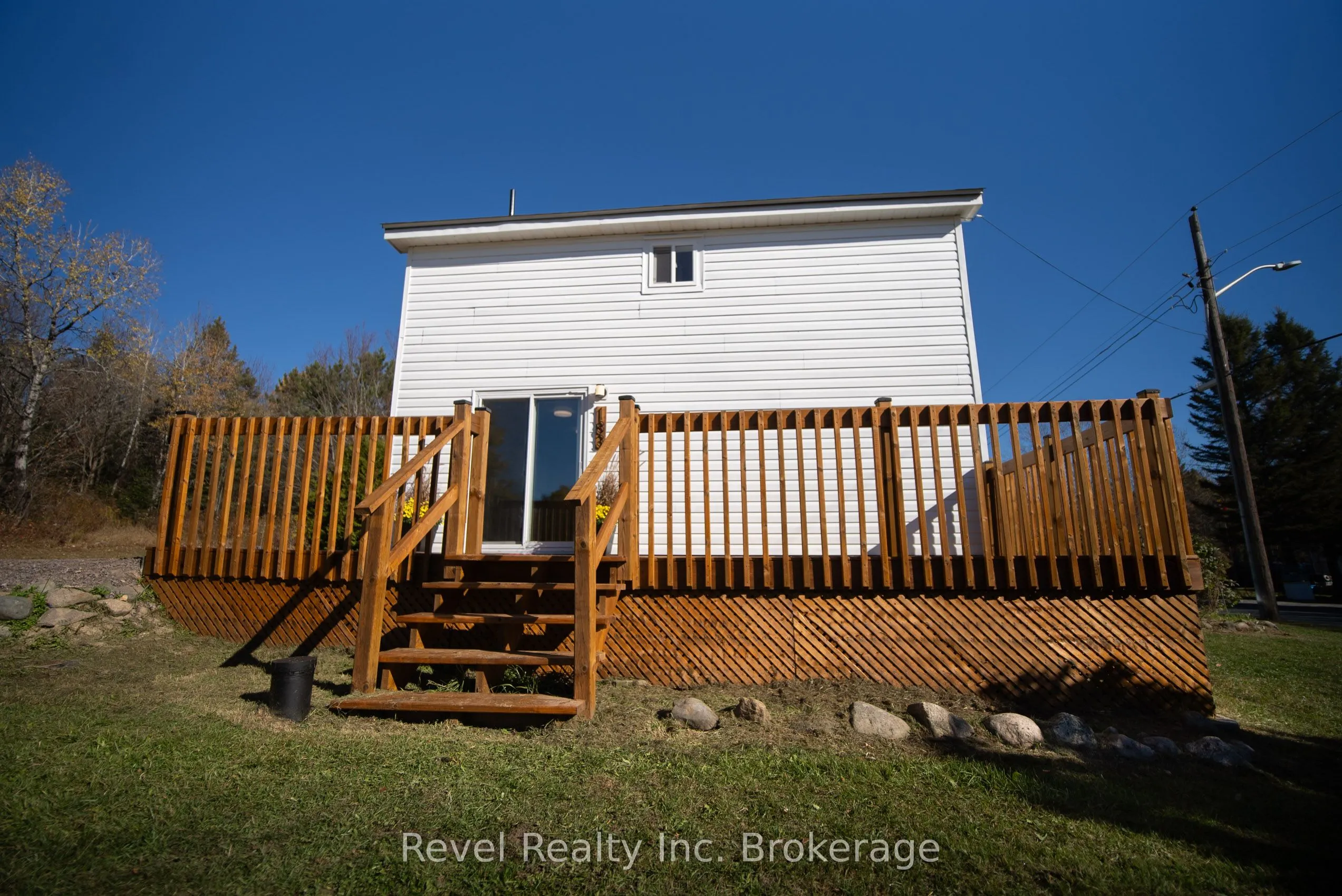 183 Larocque Street