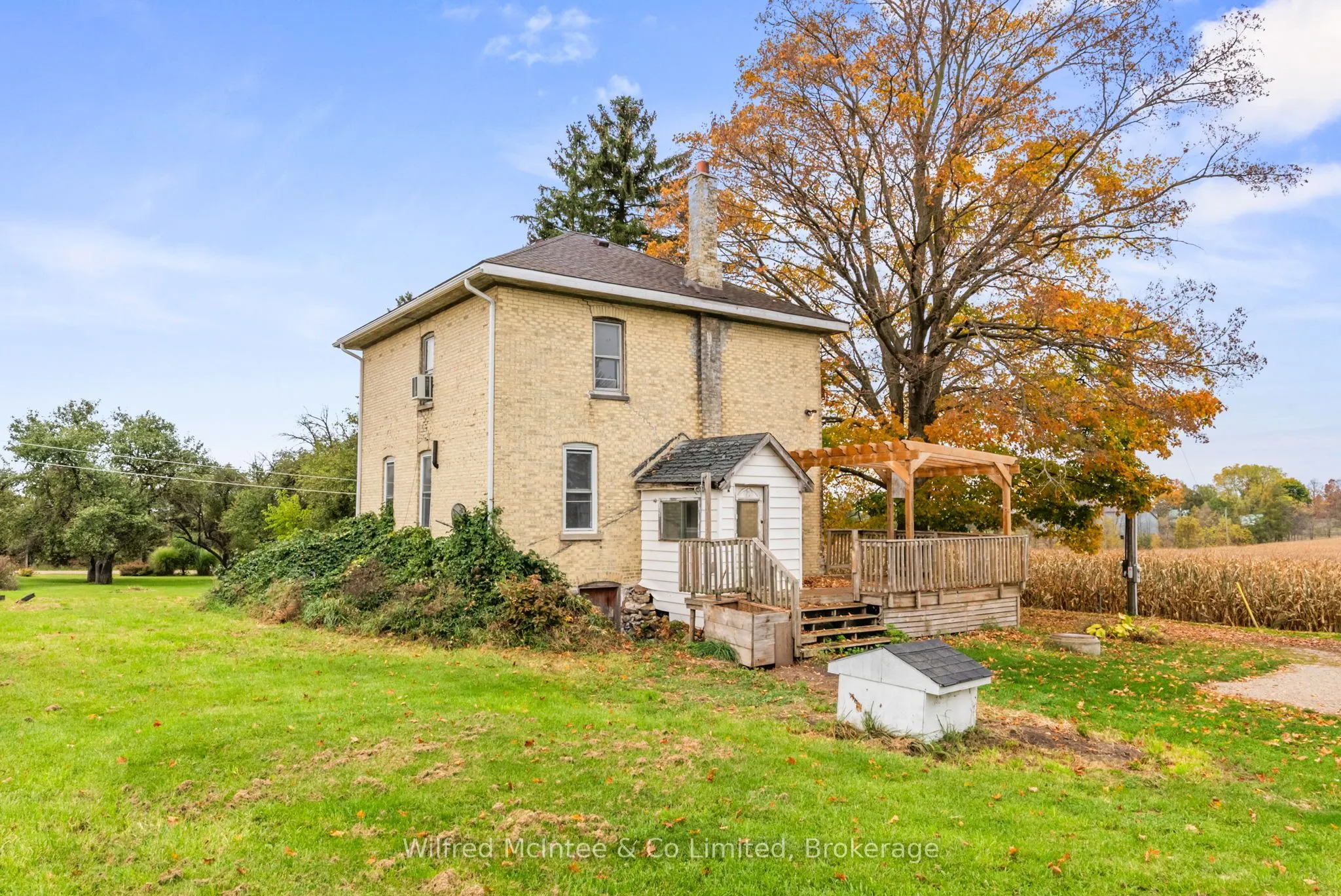 570 20 Side Road