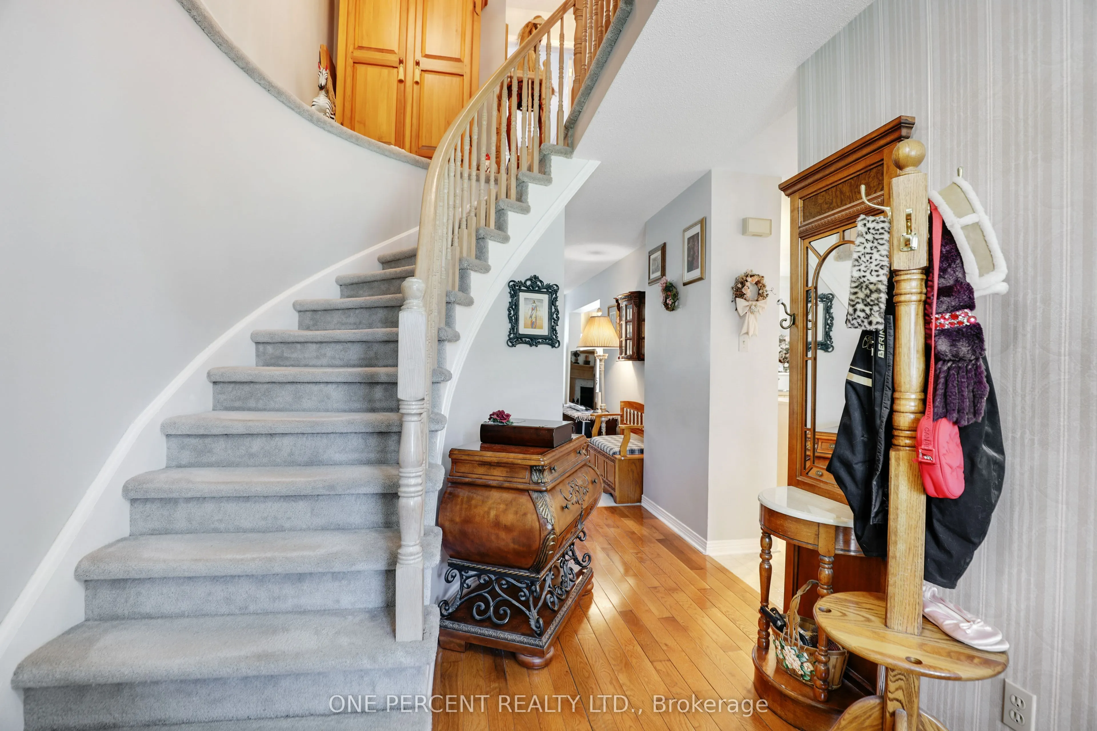 127 BRIDLEWOOD Drive