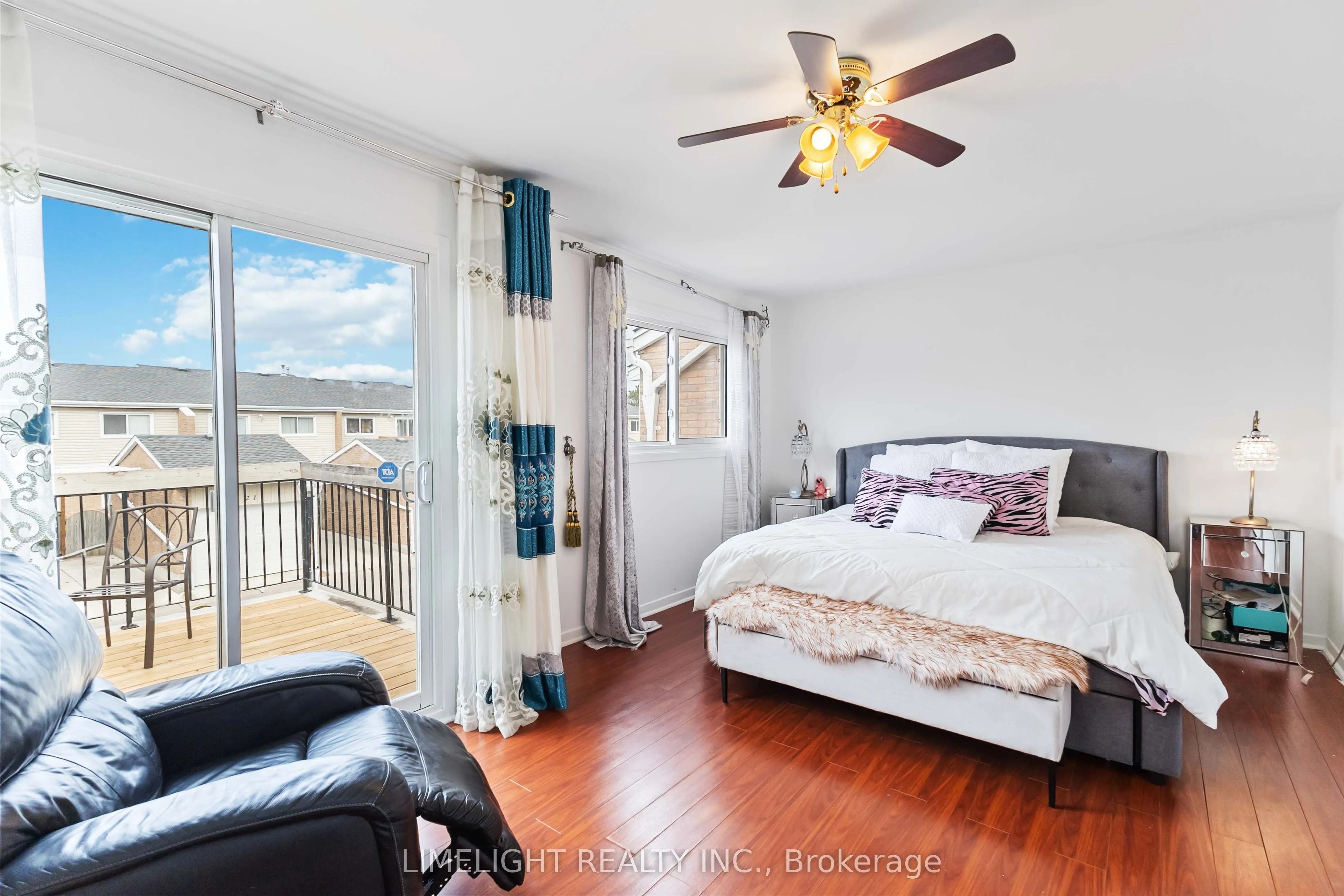 669 Osgoode Drive, #18