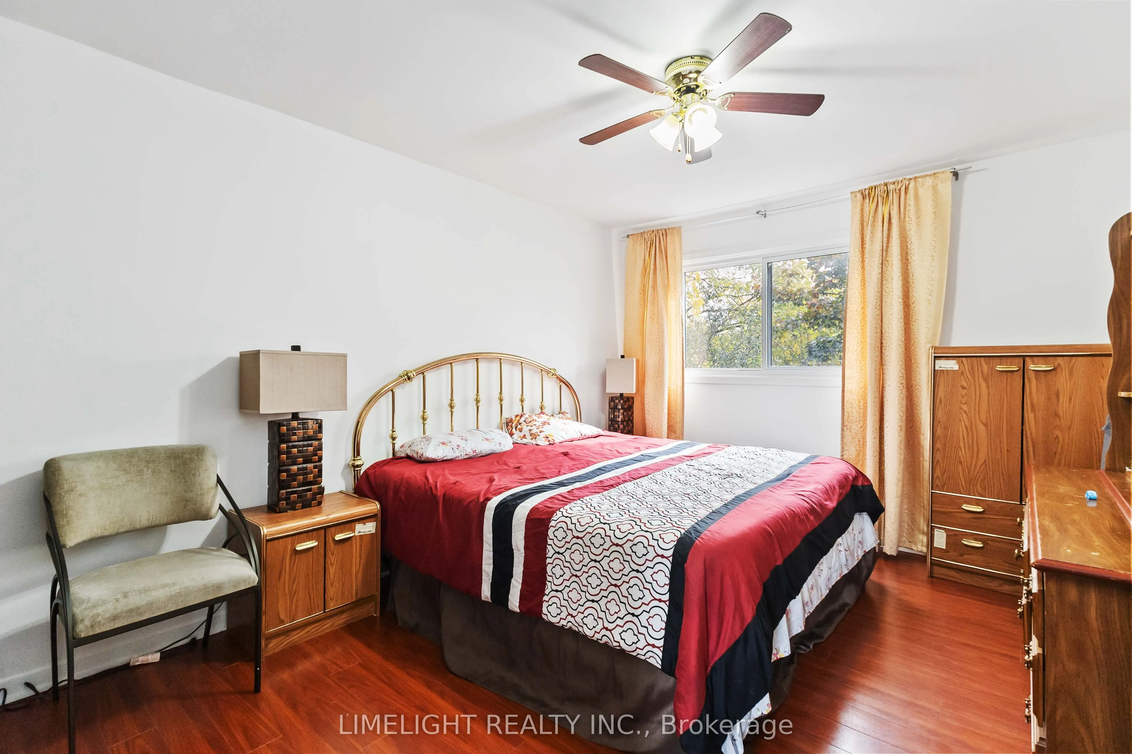 669 Osgoode Drive, #18