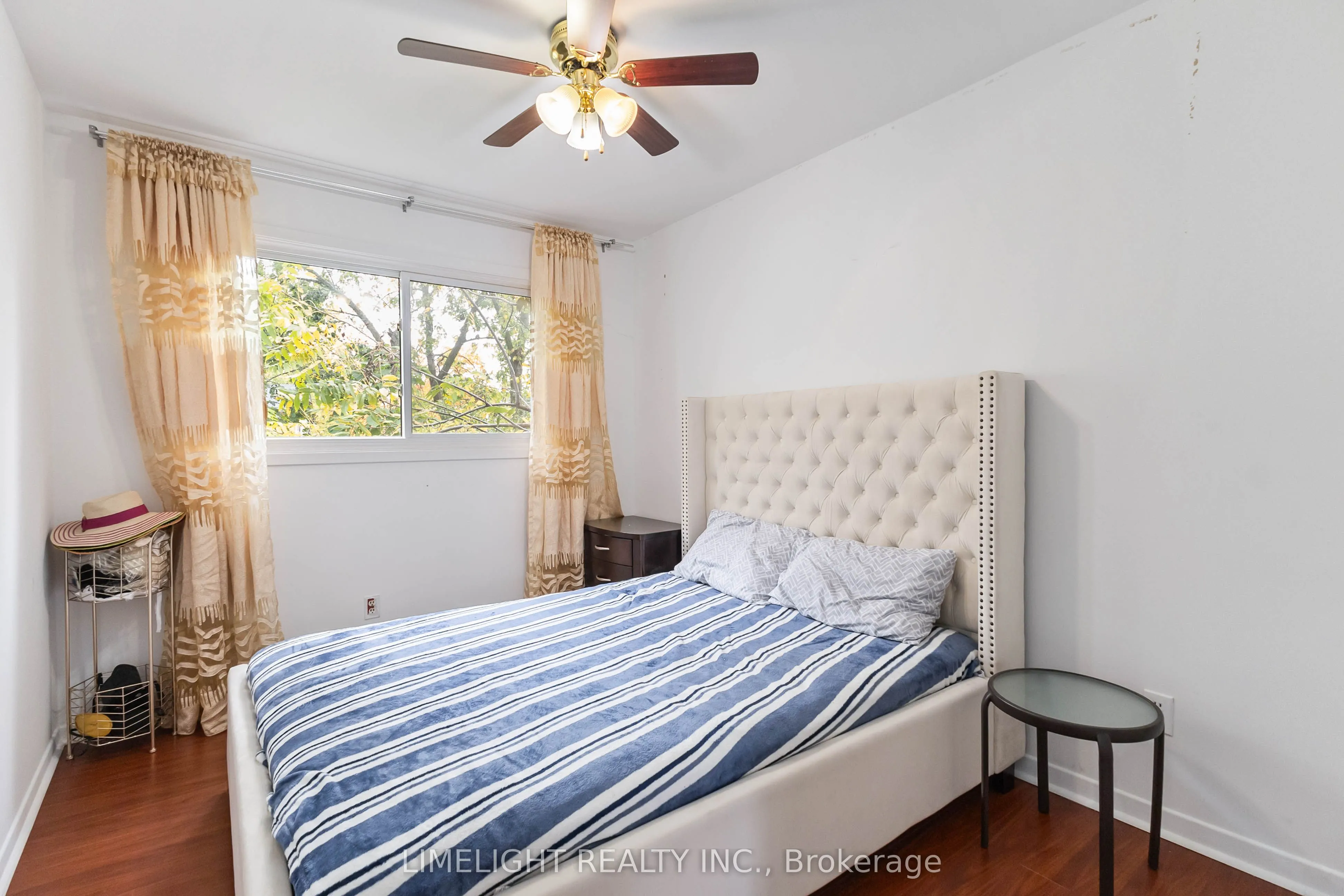 669 Osgoode Drive, #18