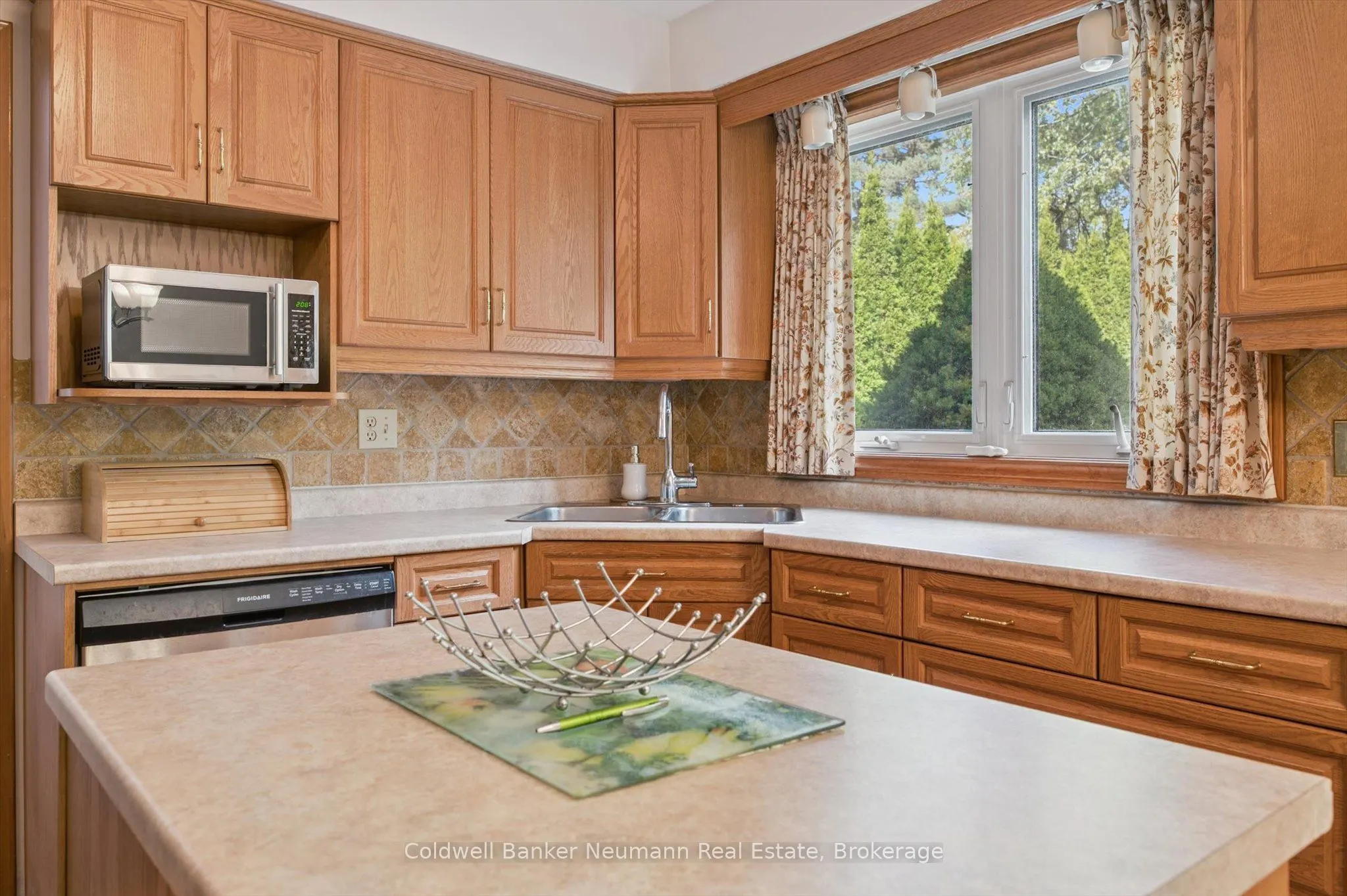 10 Carmine Place