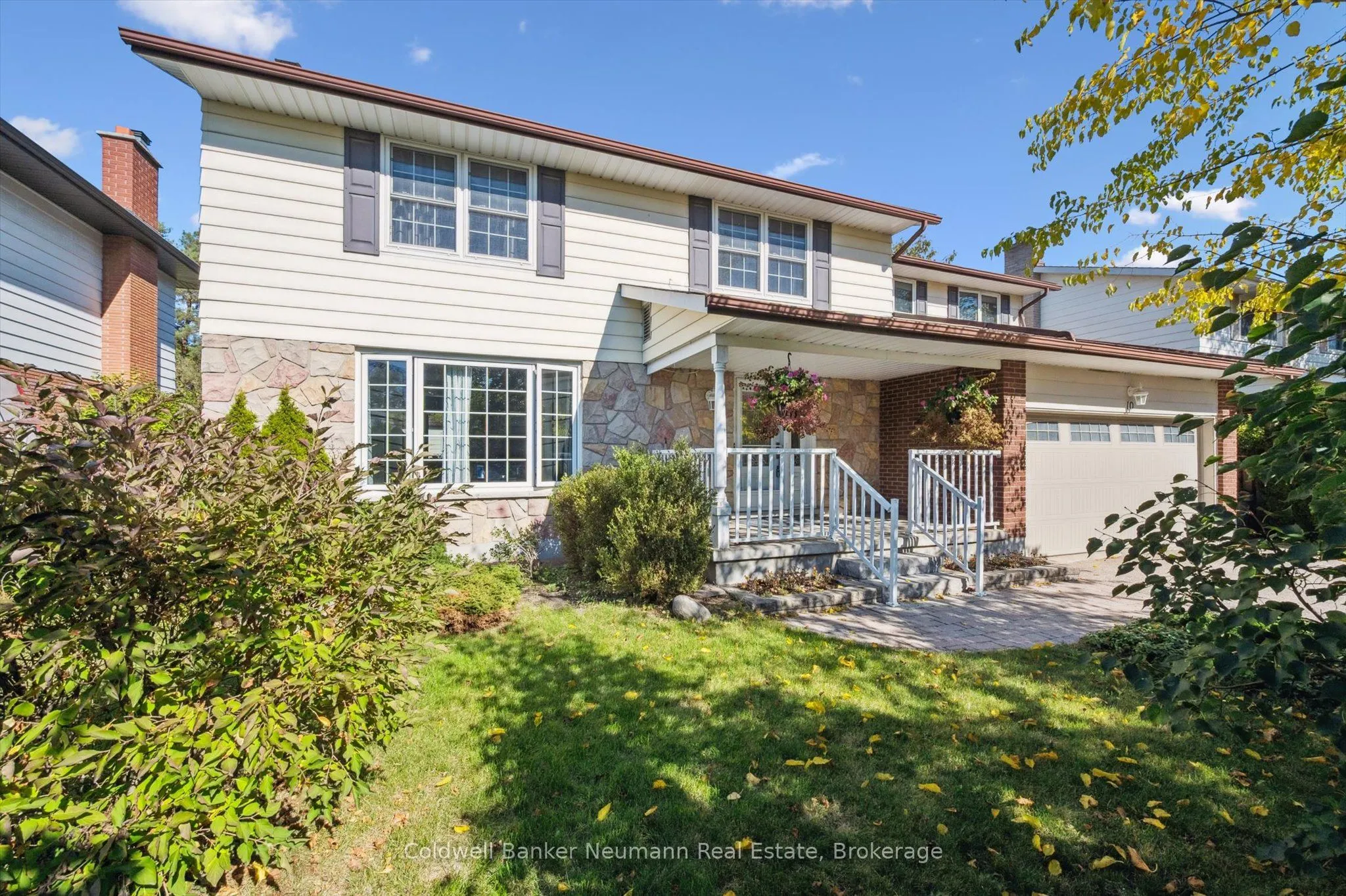10 Carmine Place