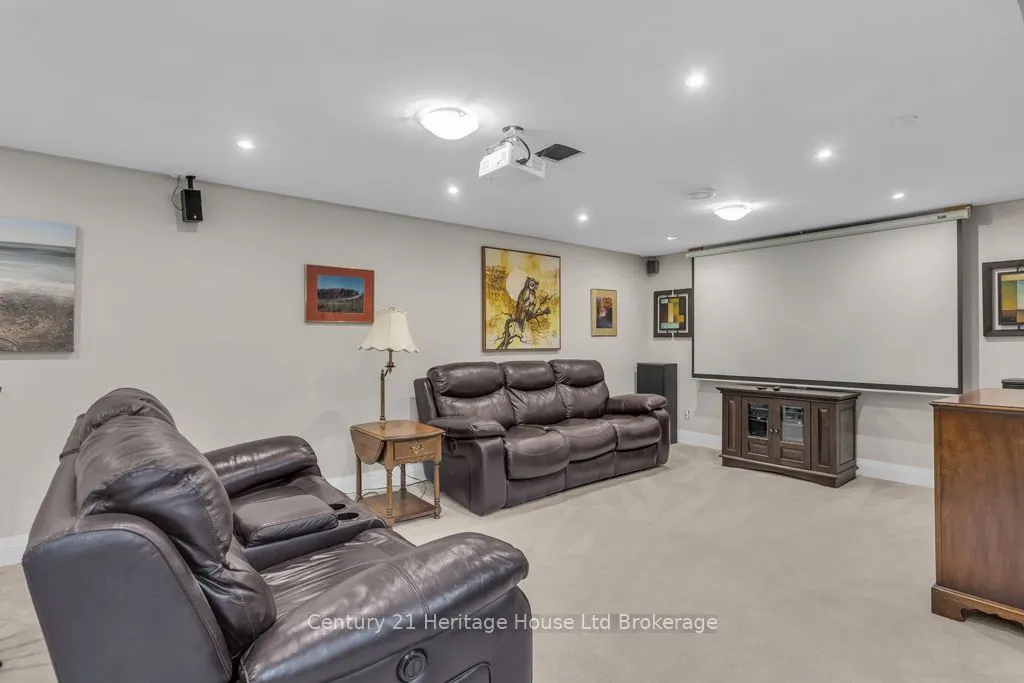 12 Camdon Court
