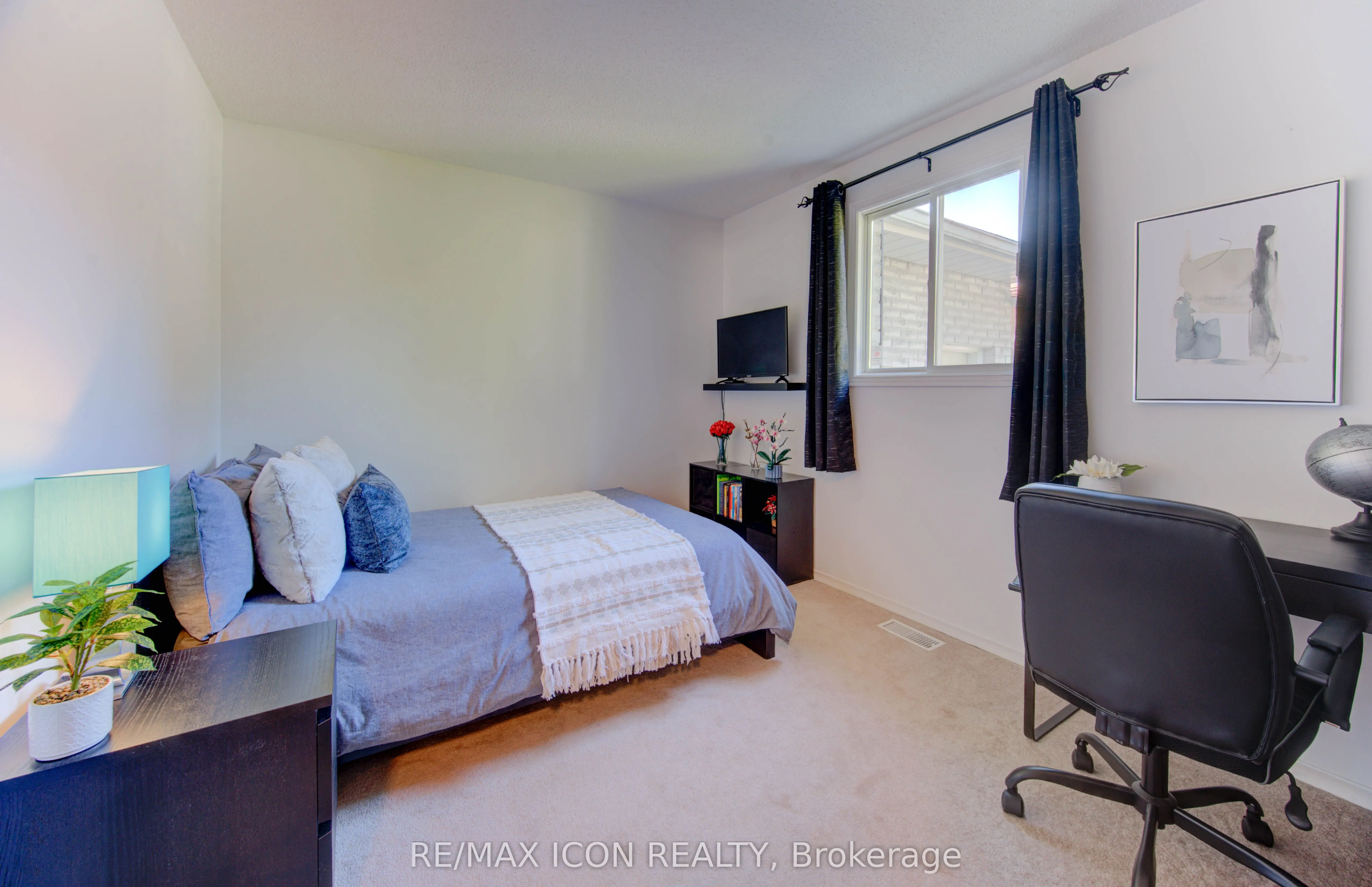 143 Clearwater Crescent