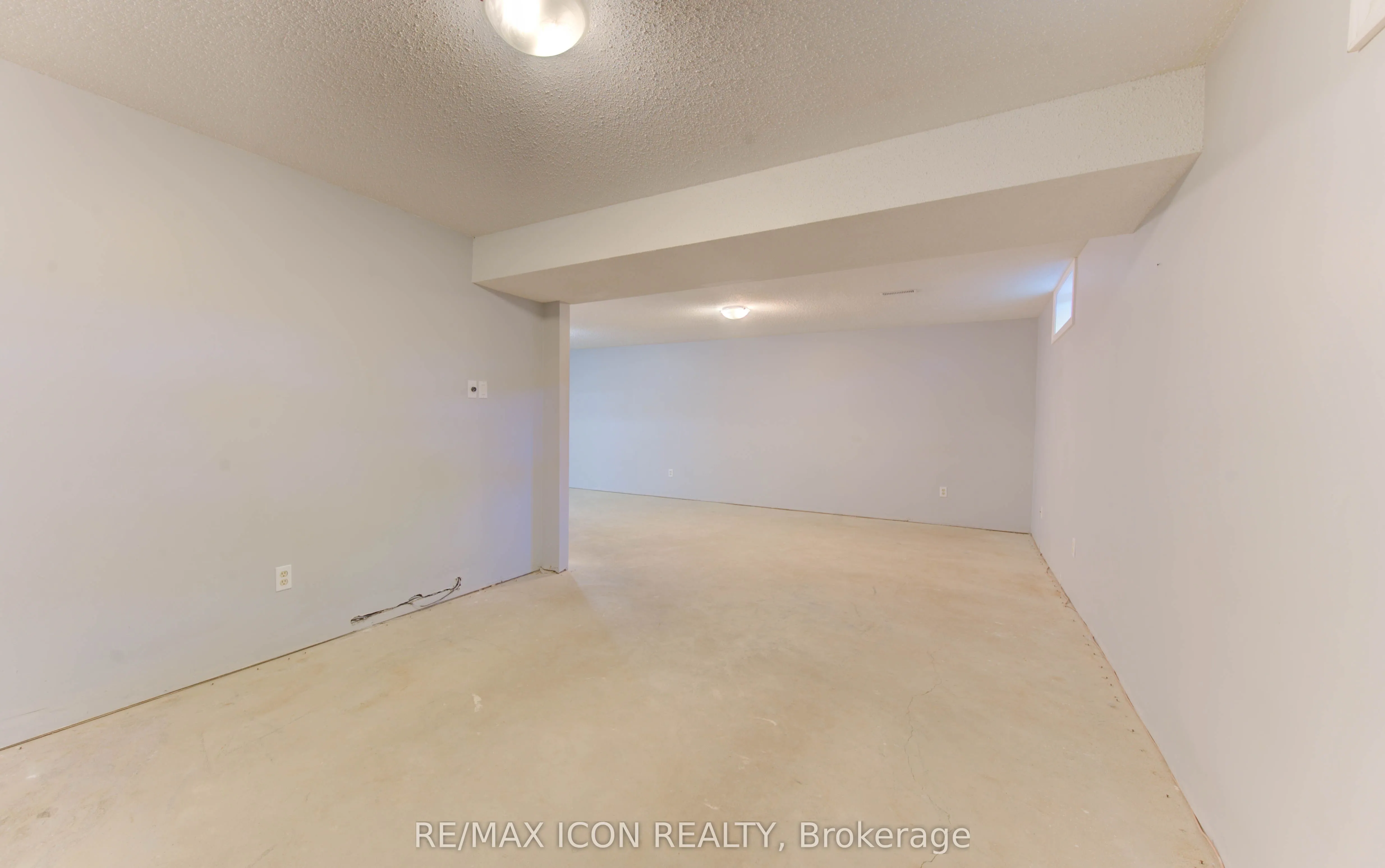 143 Clearwater Crescent