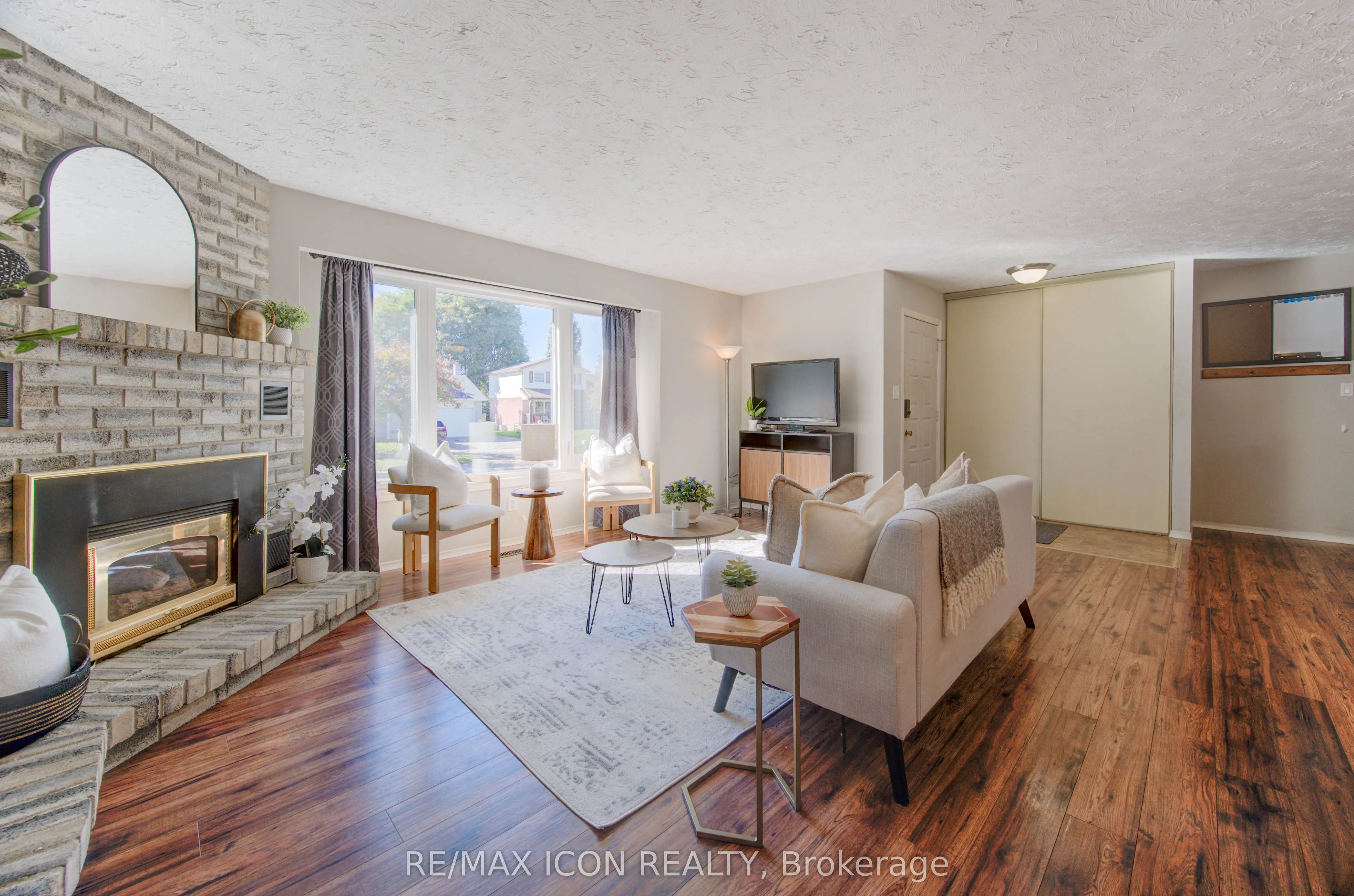 143 Clearwater Crescent