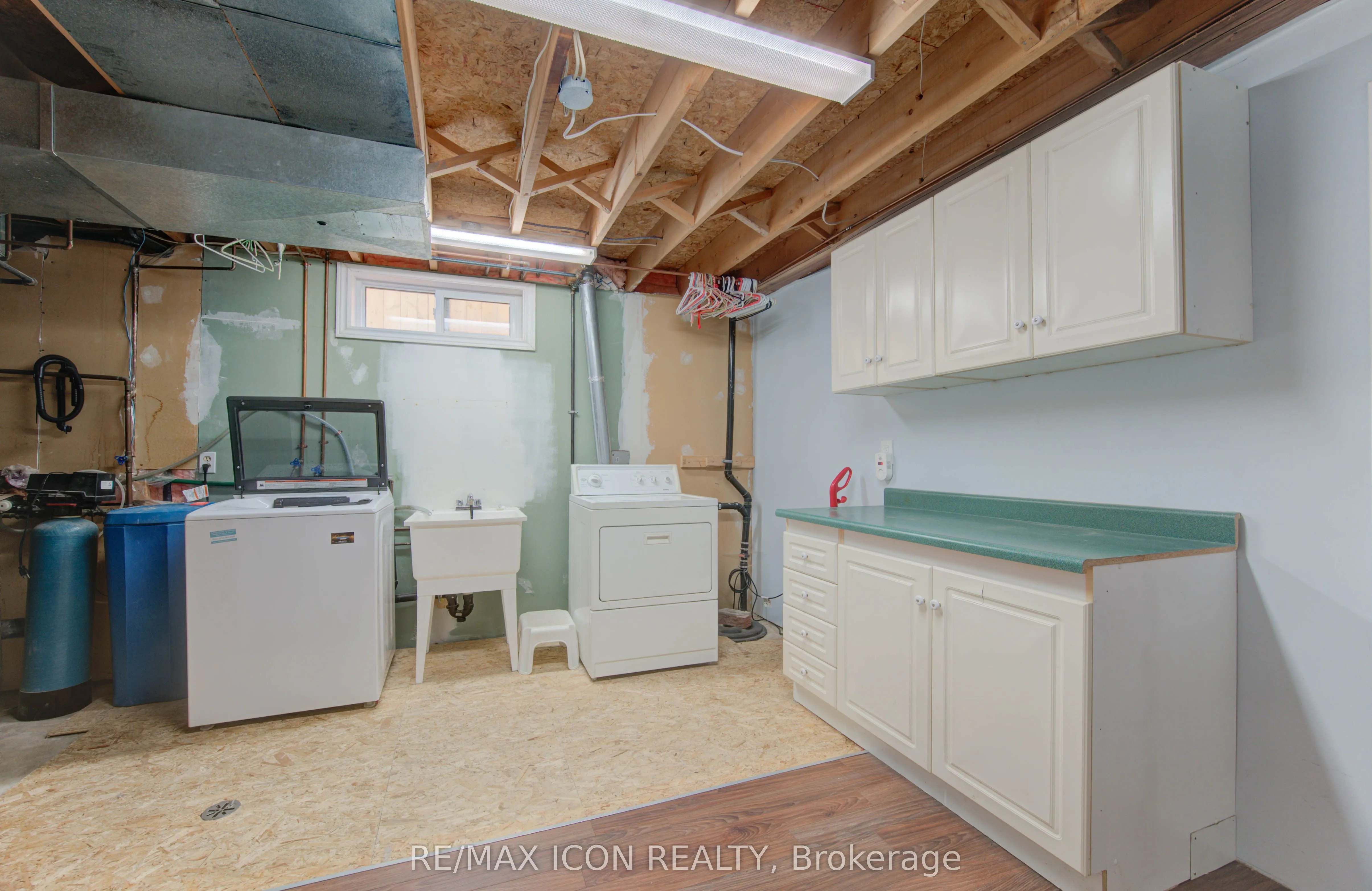 143 Clearwater Crescent