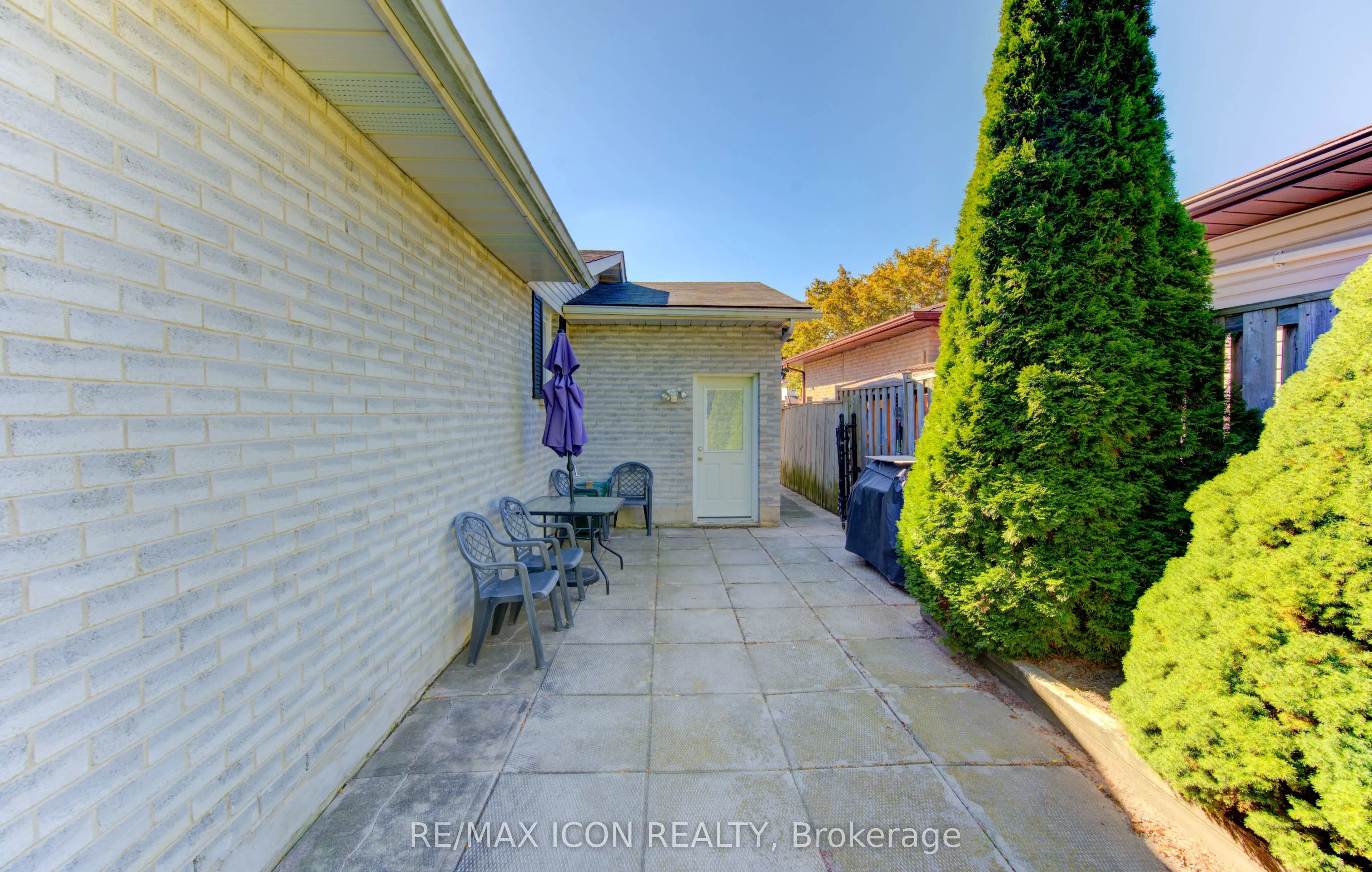143 Clearwater Crescent