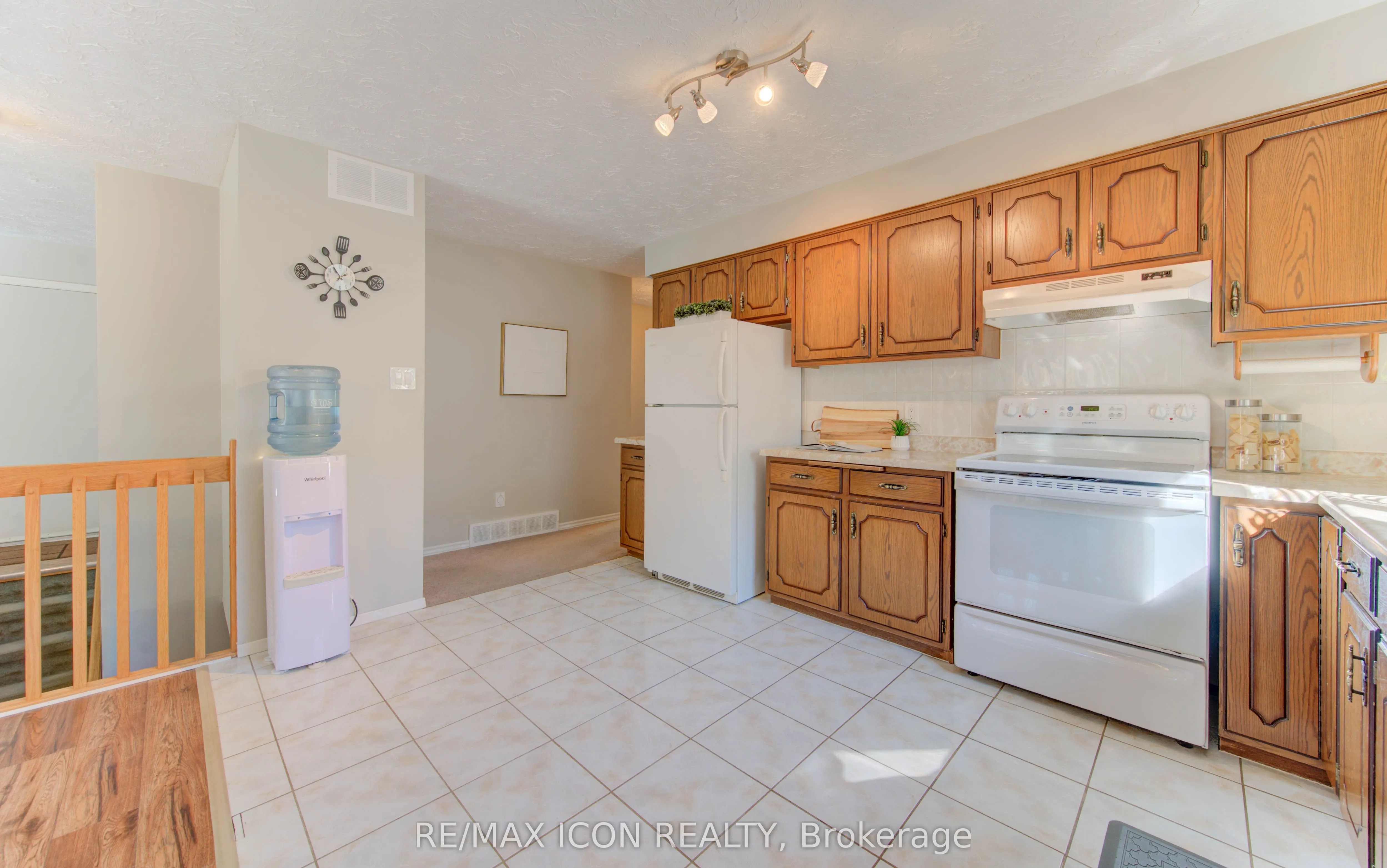 143 Clearwater Crescent