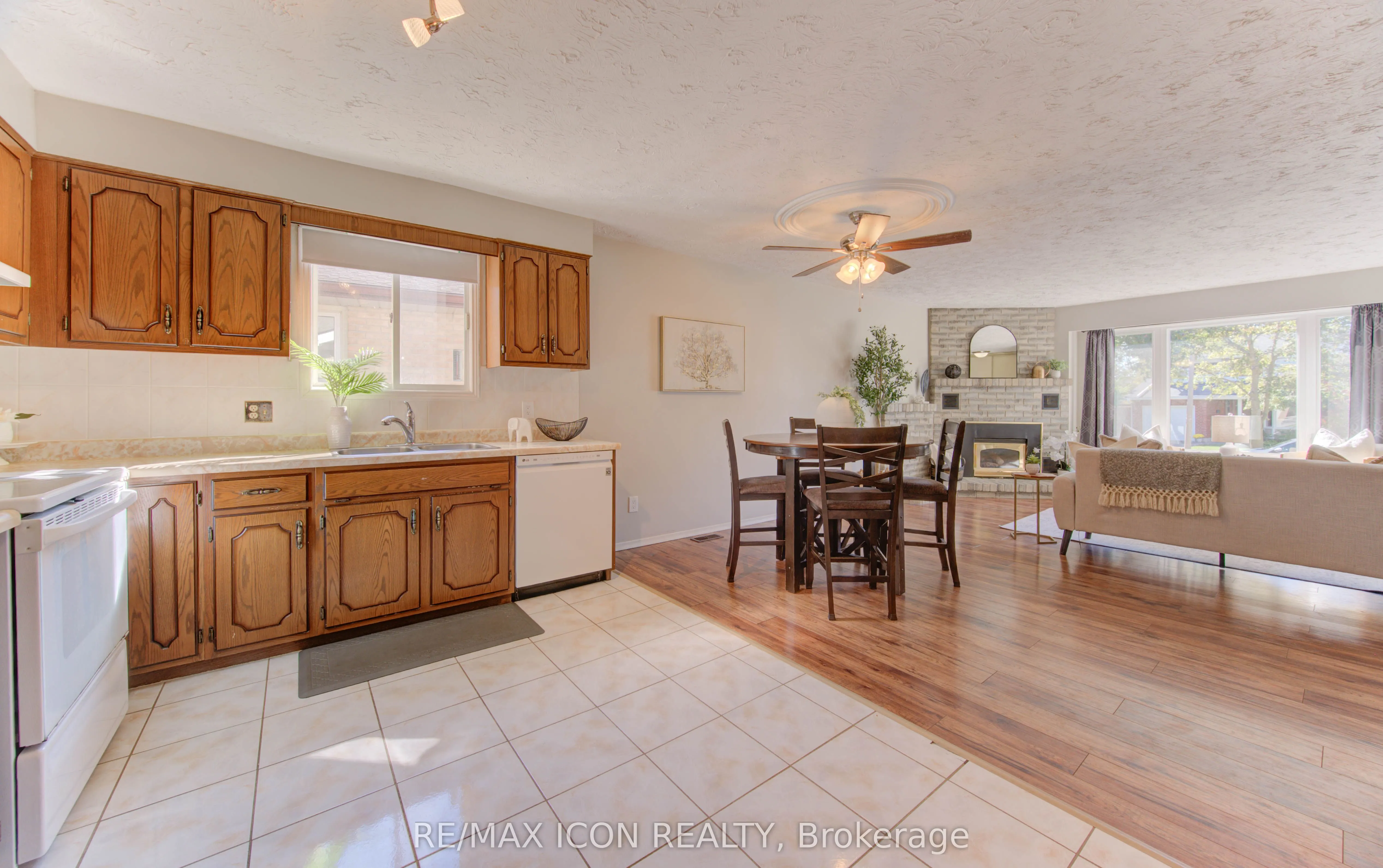 143 Clearwater Crescent