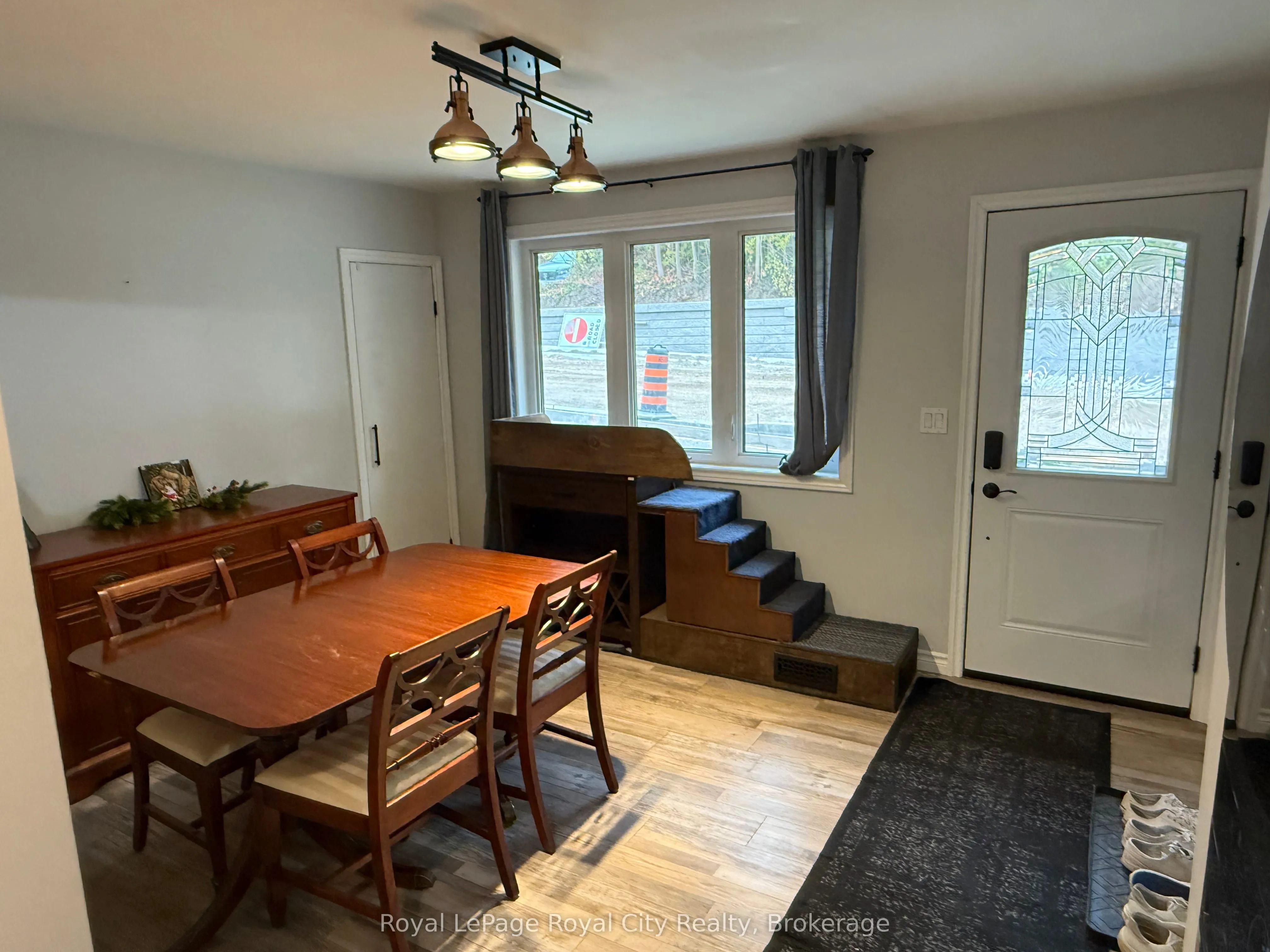 125 Grove Street, #MAIN