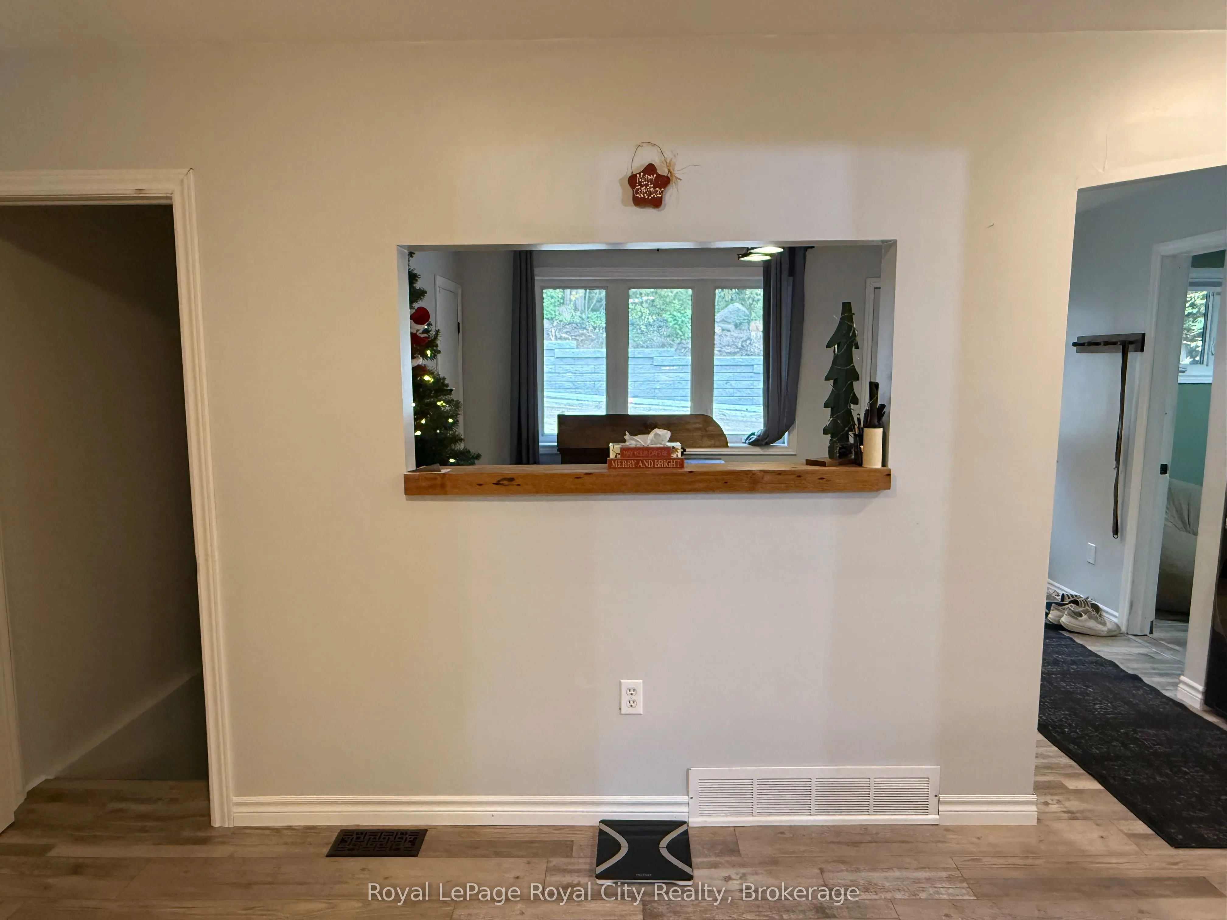 125 Grove Street, #MAIN