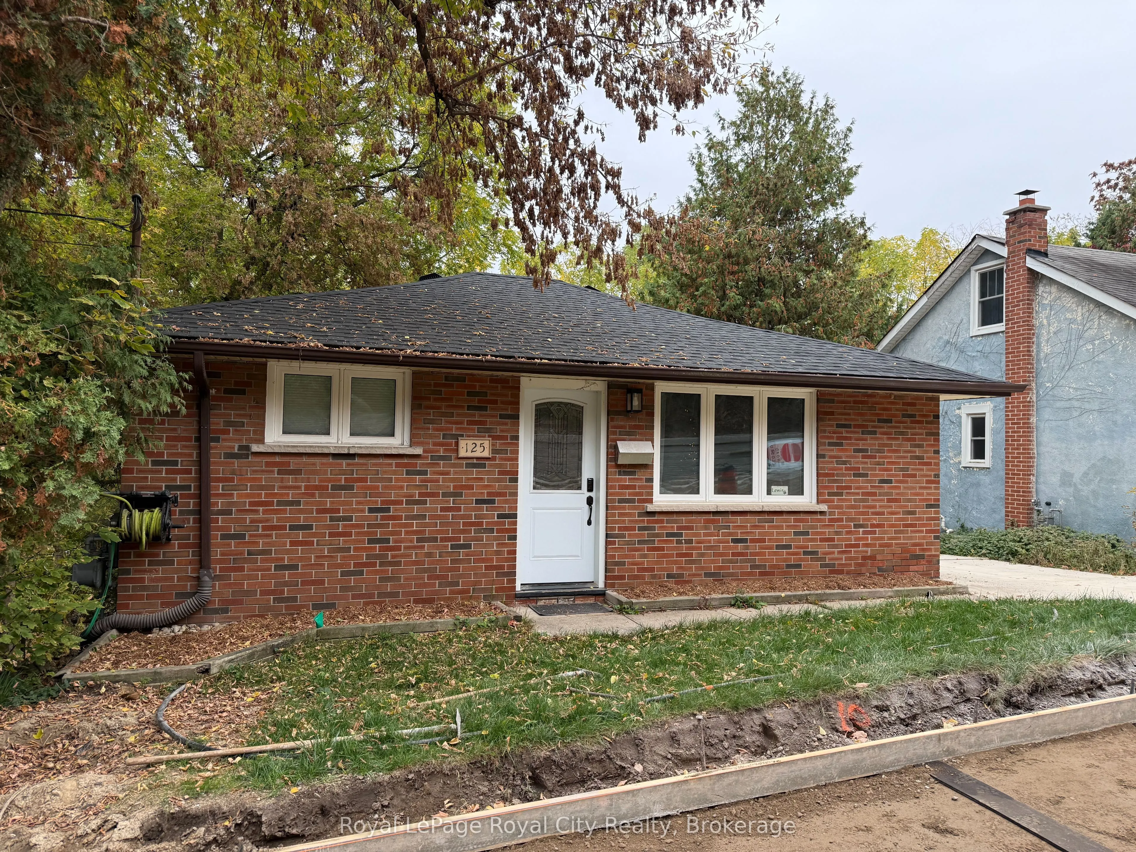 125 Grove Street, #MAIN