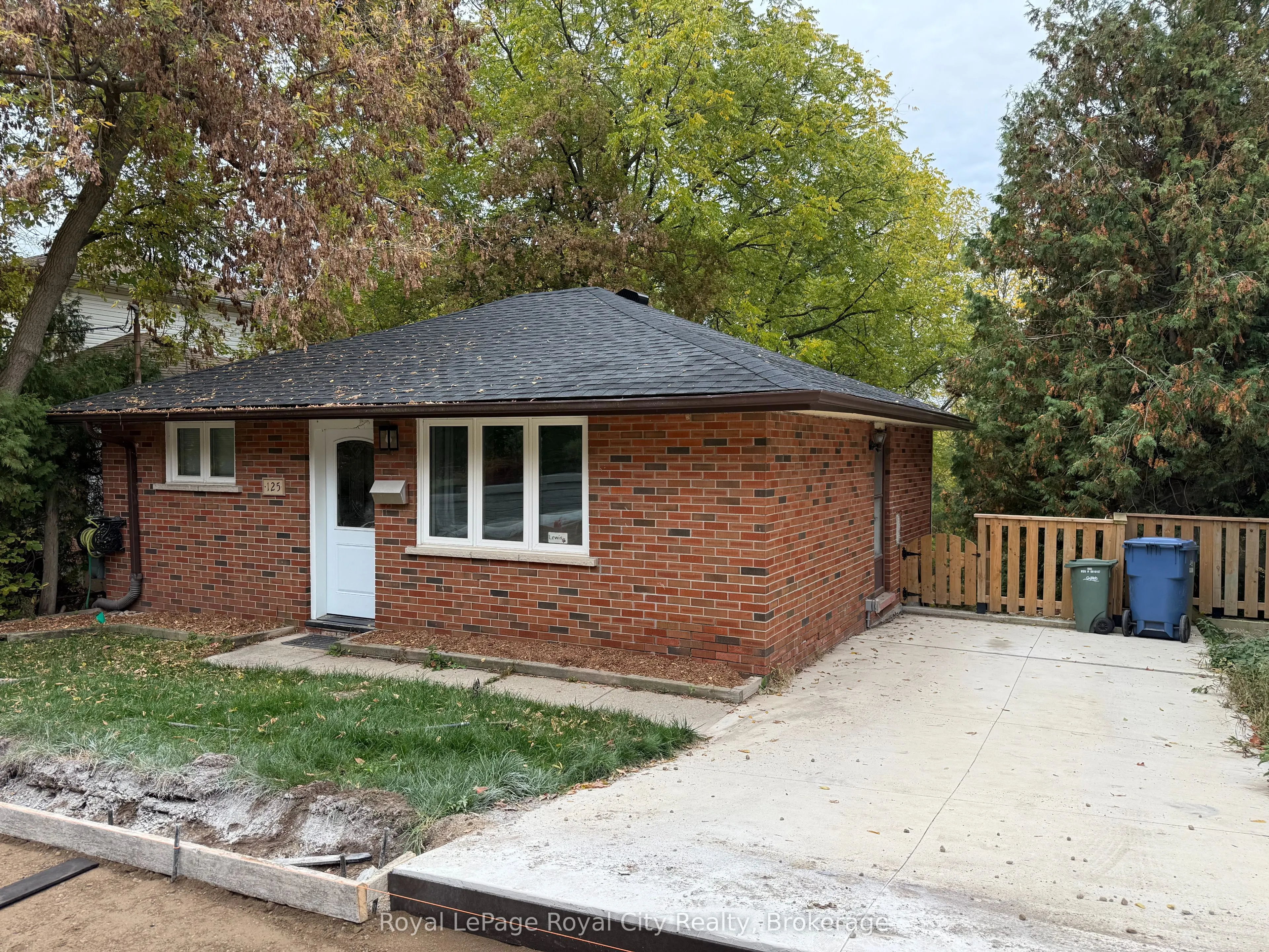 125 Grove Street, #BASEMENT