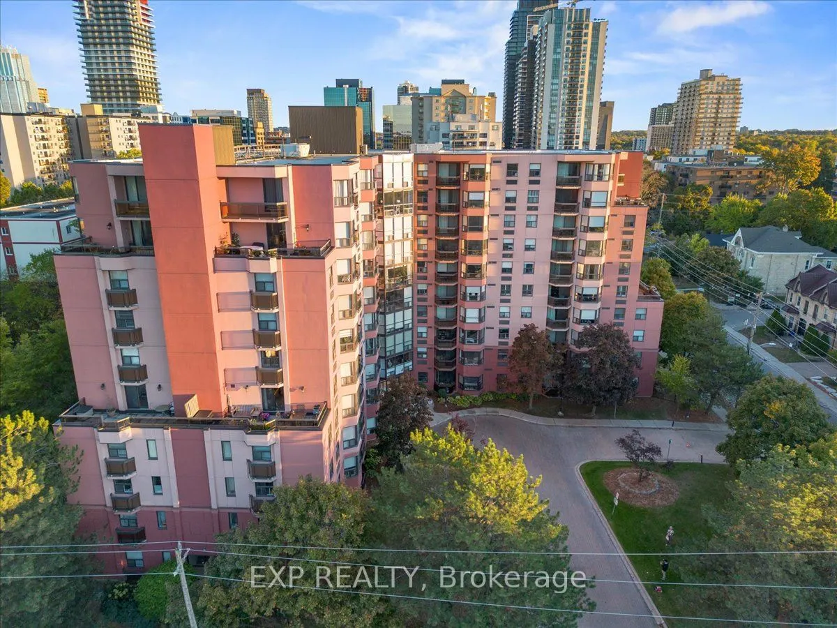 600 Talbot Street, #704