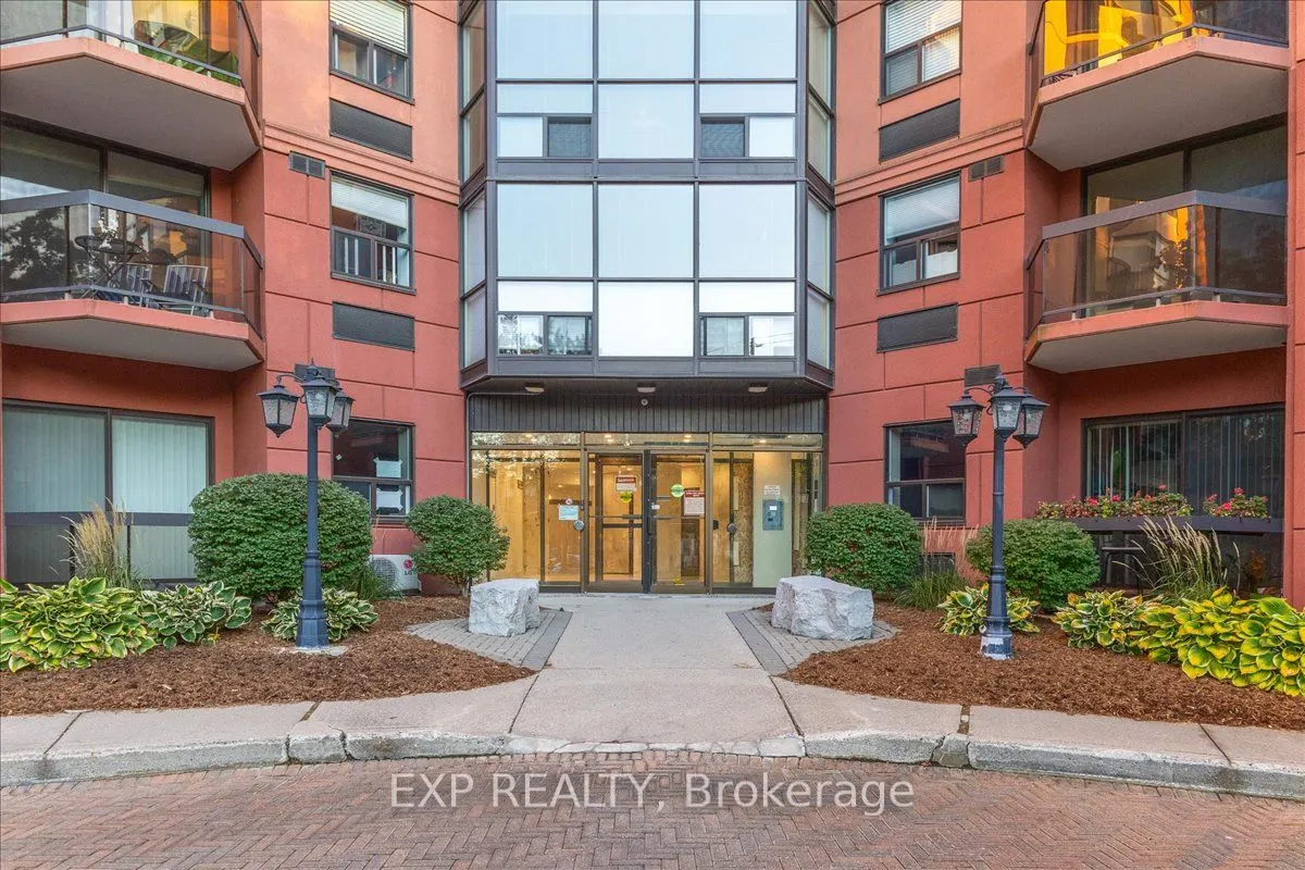 600 Talbot Street, #704