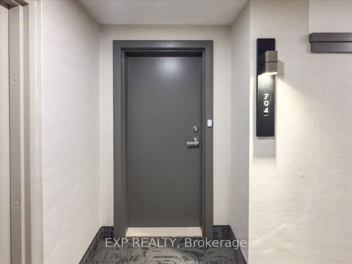 600 Talbot Street, #704